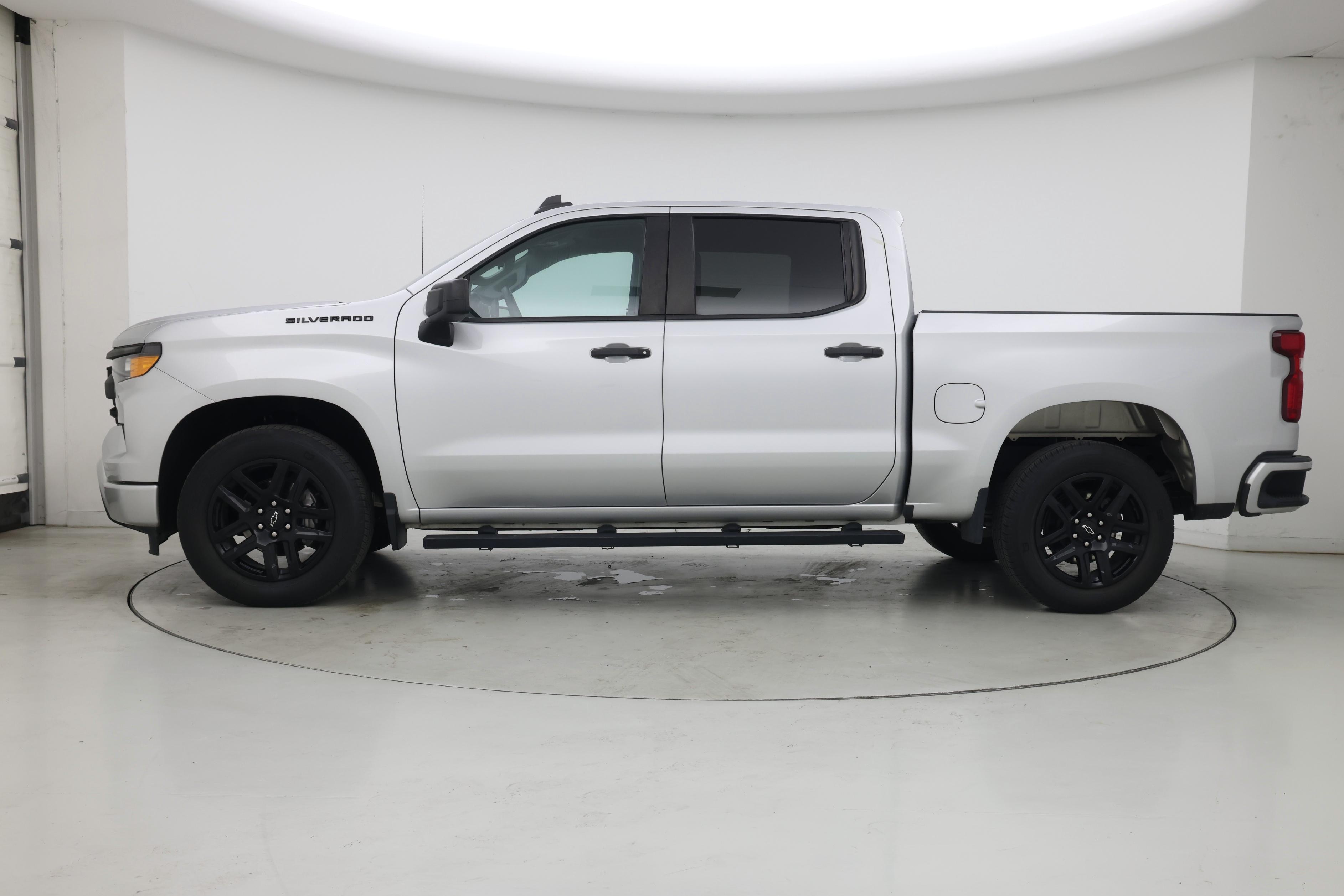 Thumbnail: 2022 Chevrolet Silverado 1500 - 3