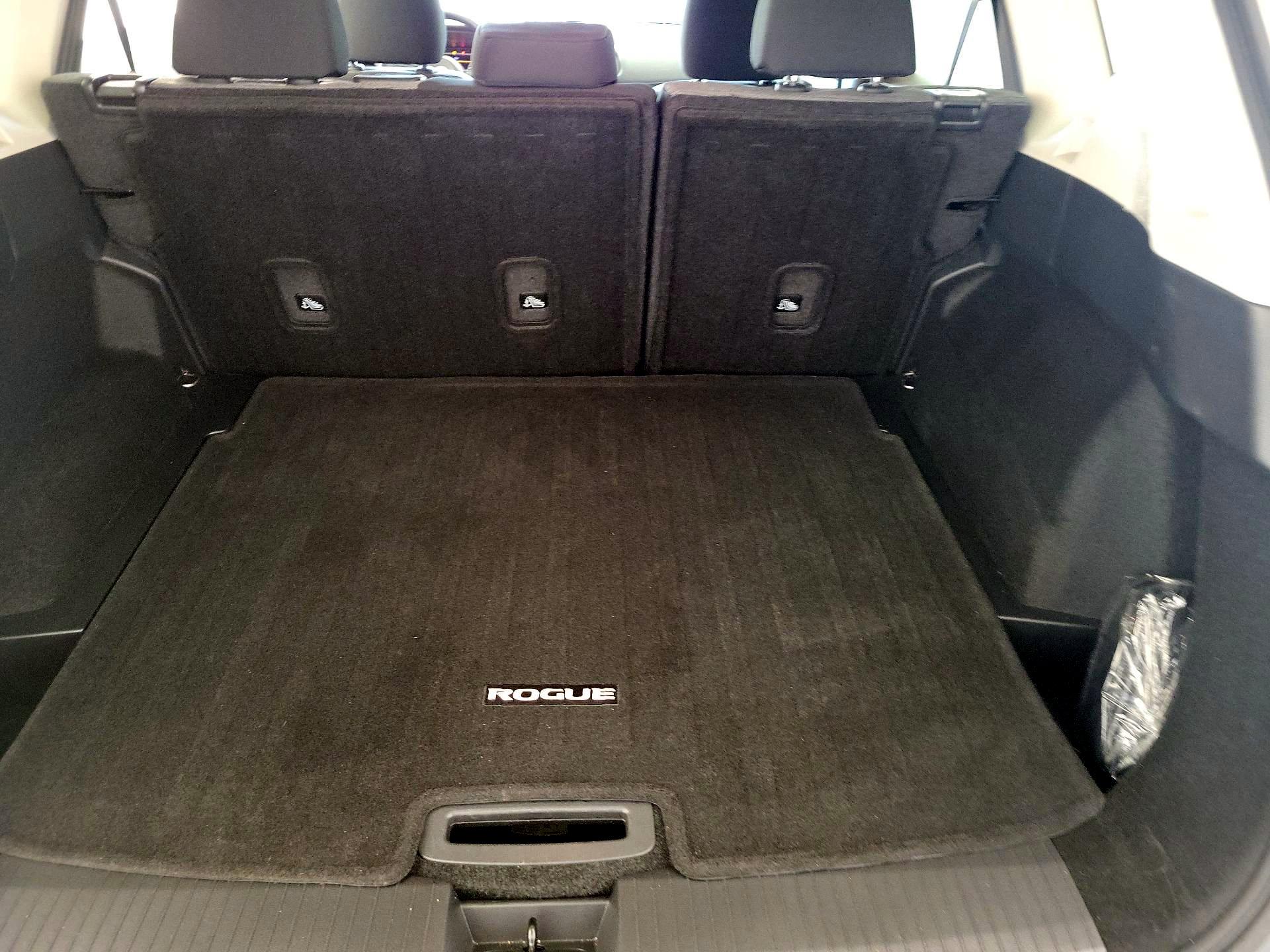 Thumbnail: 2023 Nissan Rogue - 20