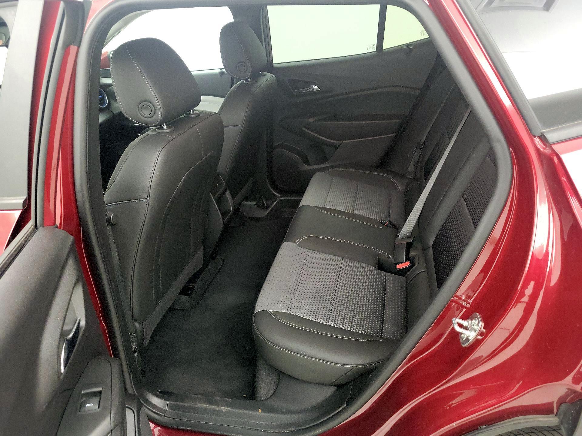 Thumbnail: 2025 Chevrolet Trax - 18