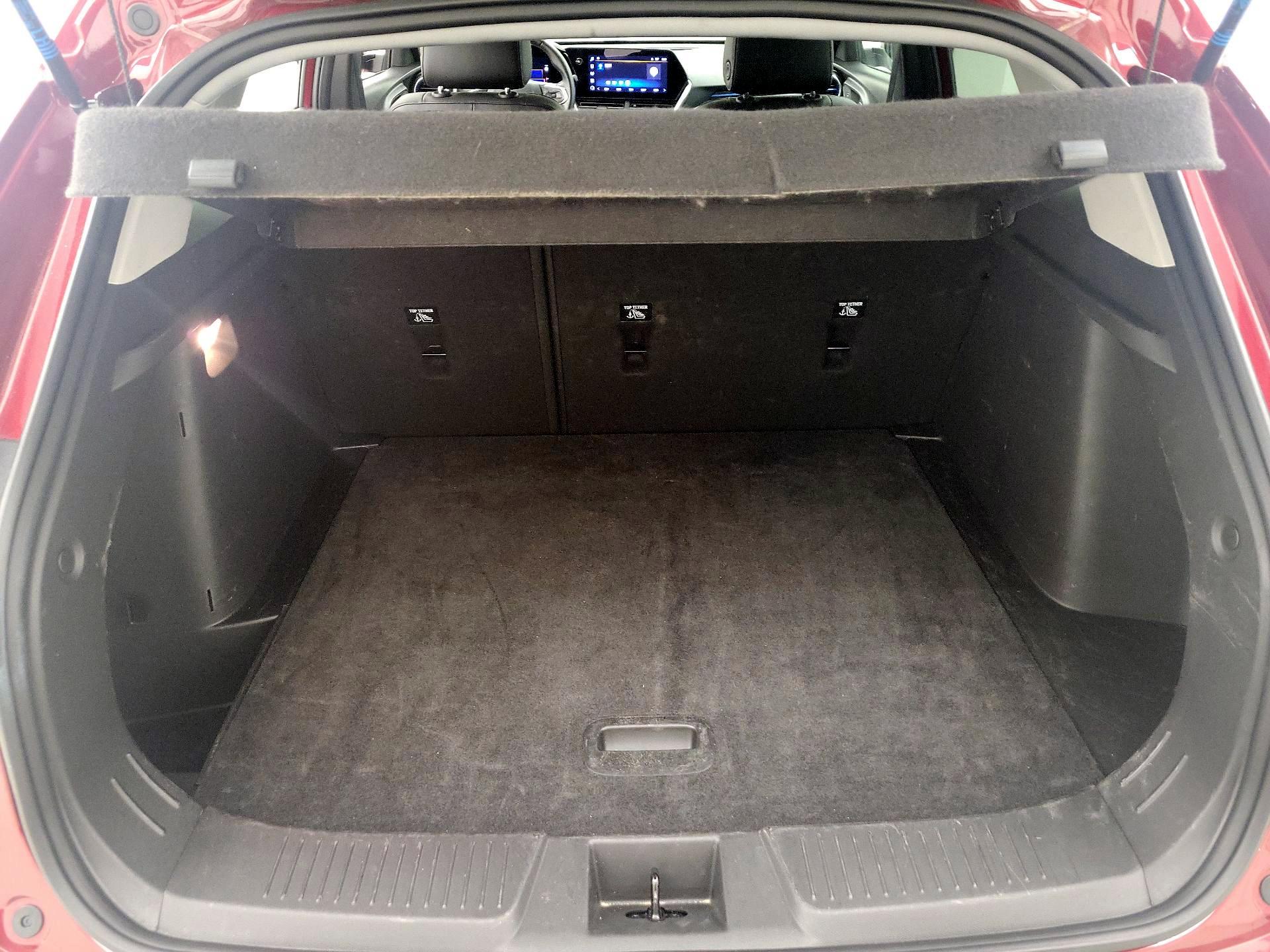 Thumbnail: 2025 Chevrolet Trax - 19