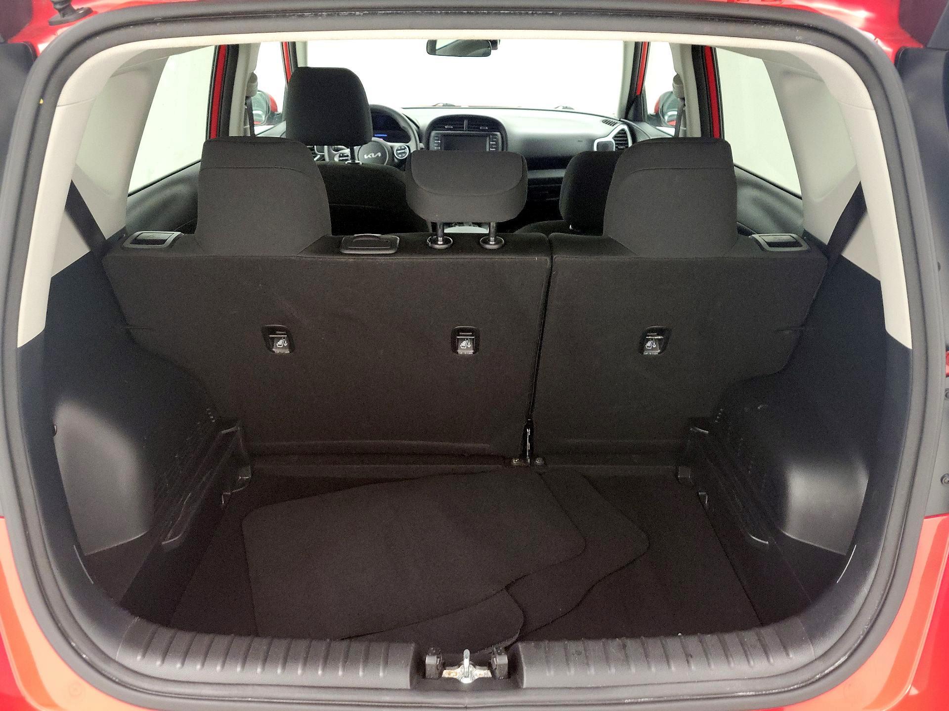 Thumbnail: 2023 Kia Soul - 20