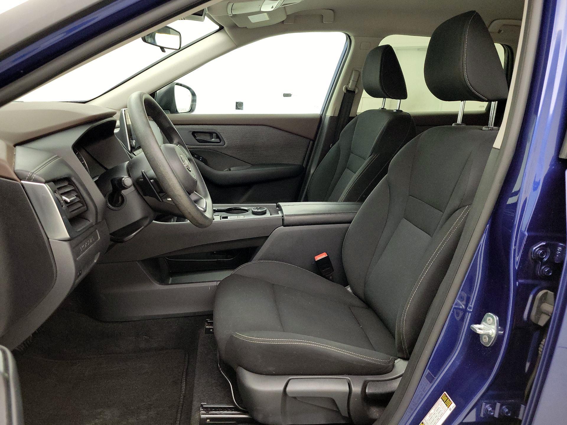 Thumbnail: 2023 Nissan Rogue - 11