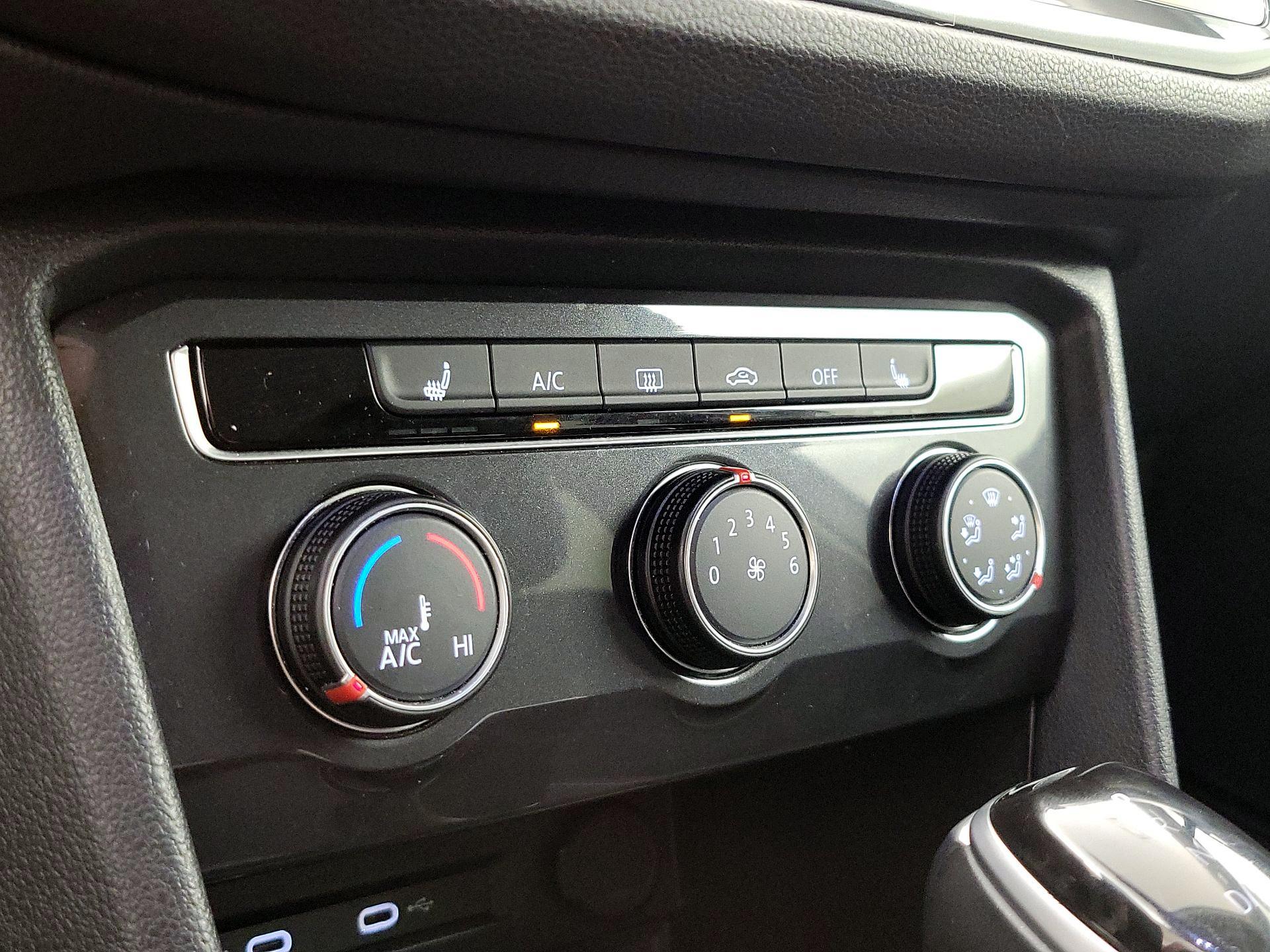 Thumbnail: 2024 Volkswagen Tiguan - 16