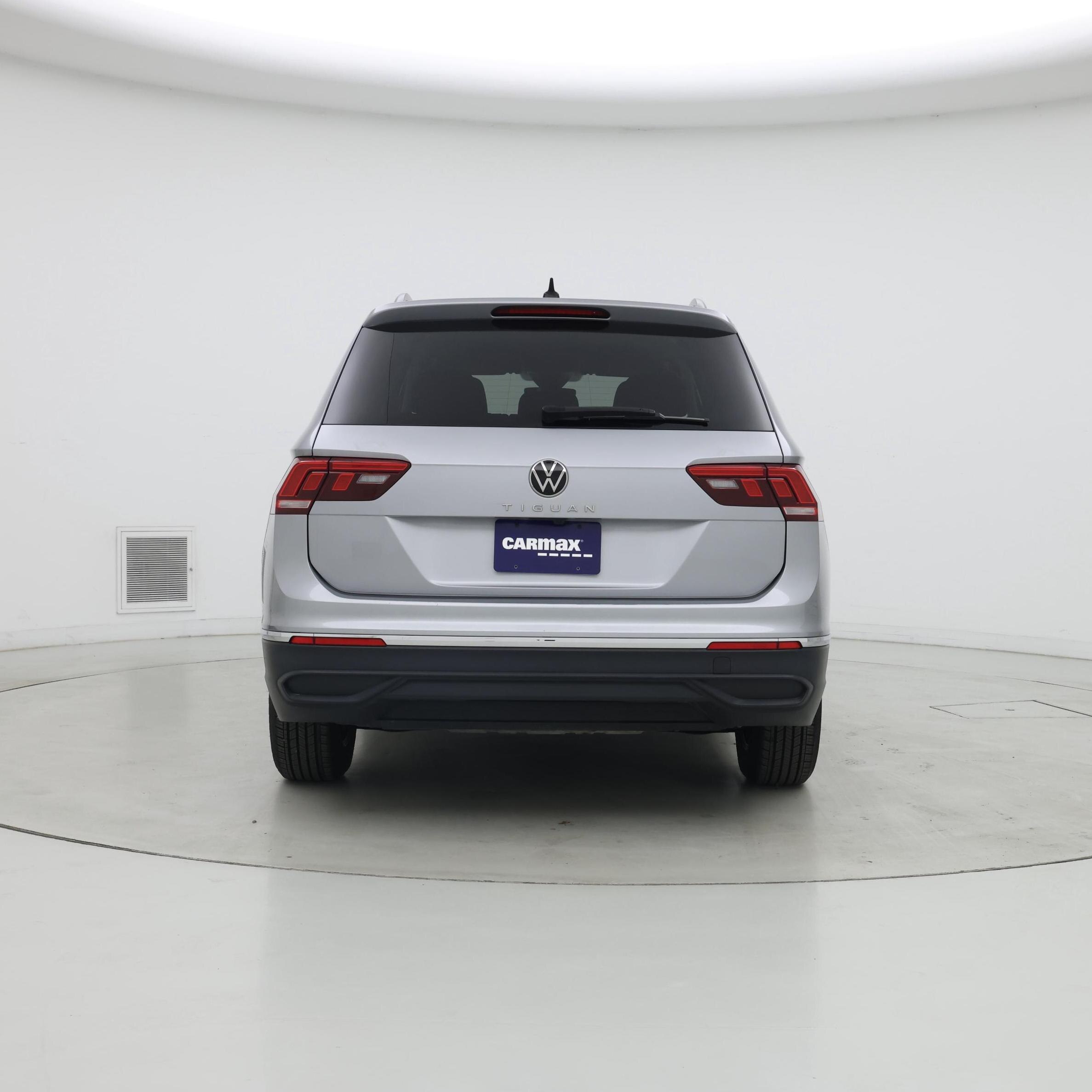 Thumbnail: 2024 Volkswagen Tiguan - 6