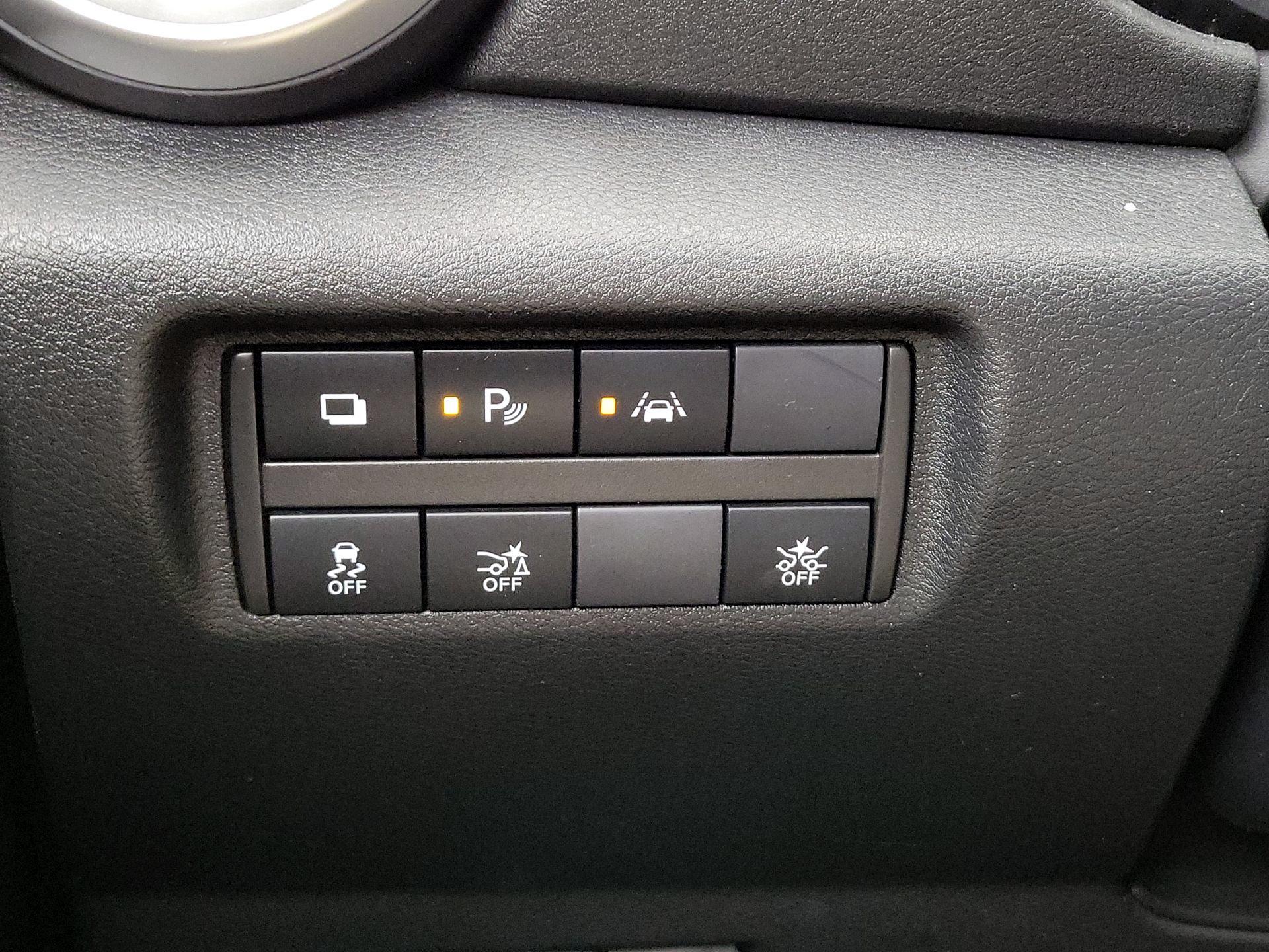 Thumbnail: 2020 Nissan Versa - 13