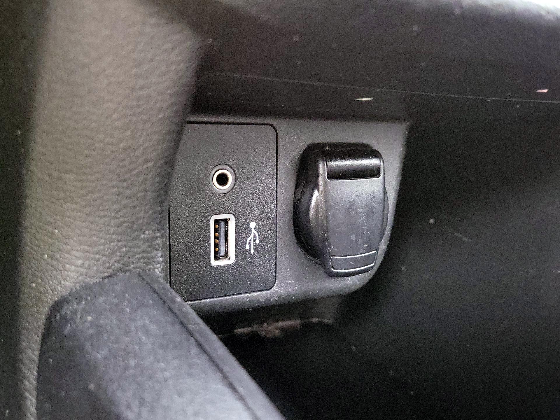 Thumbnail: 2020 Nissan Versa - 18