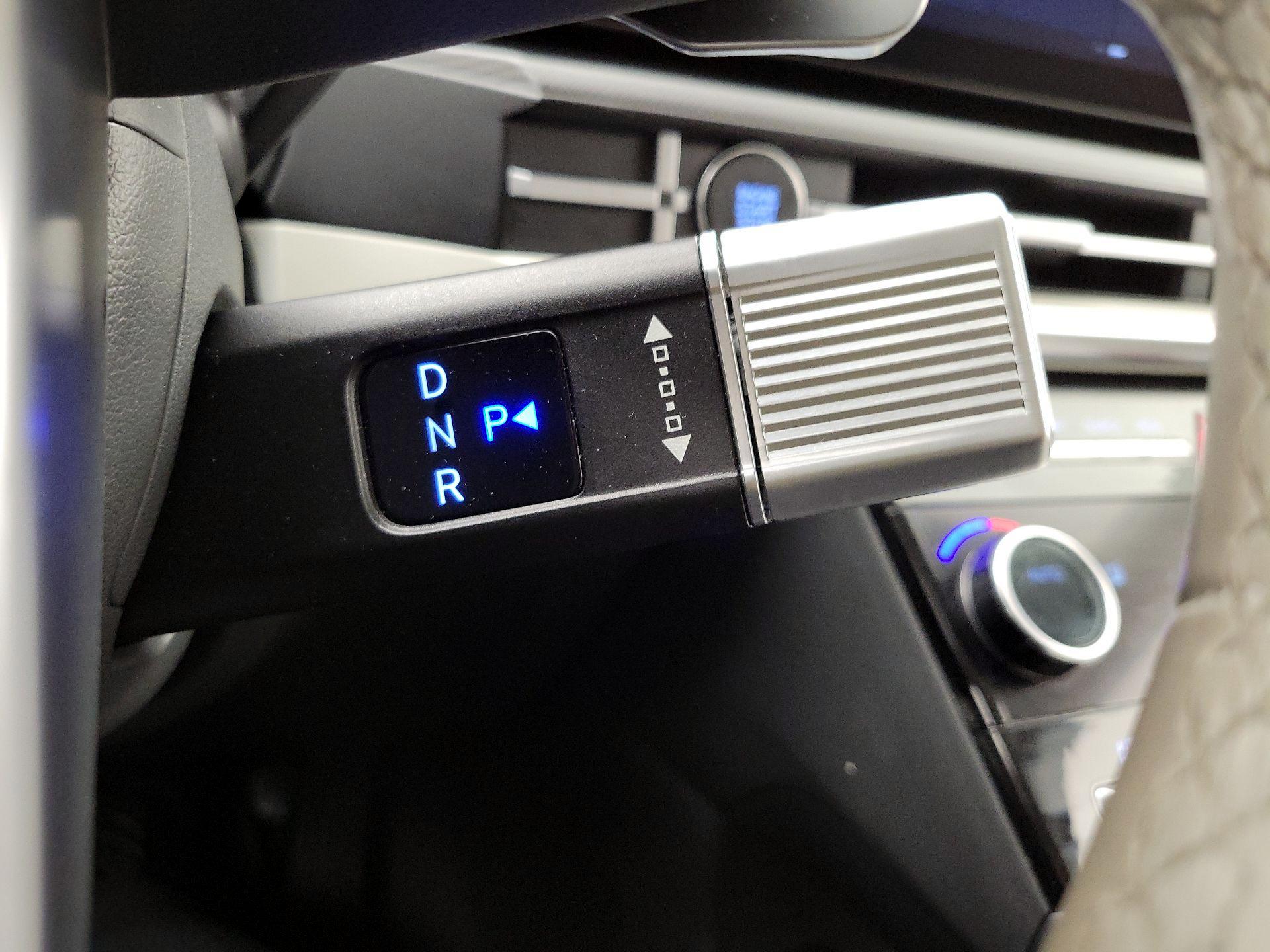 Thumbnail: 2024 Hyundai Santa Fe - 17