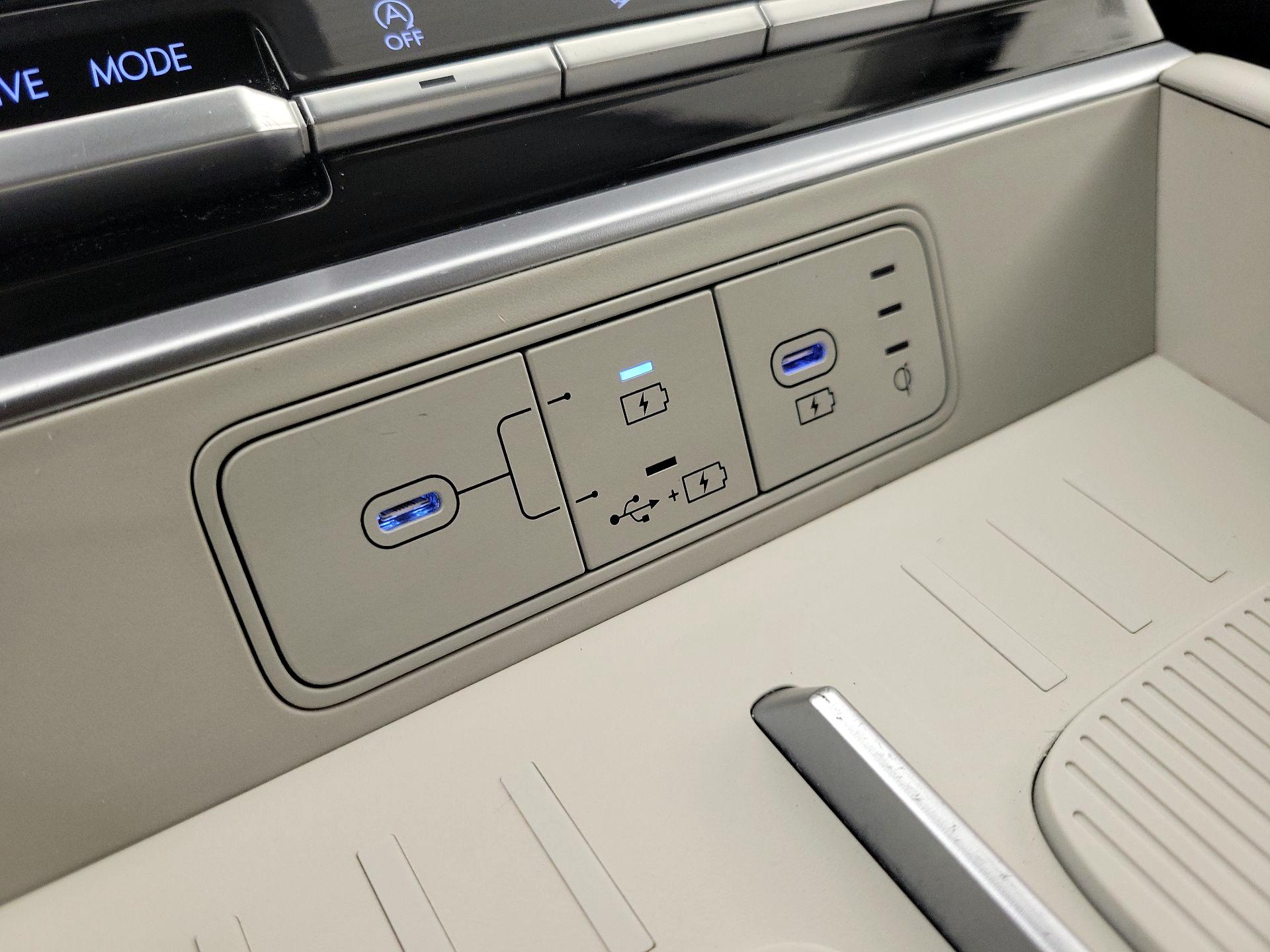 Thumbnail: 2024 Hyundai Santa Fe - 18