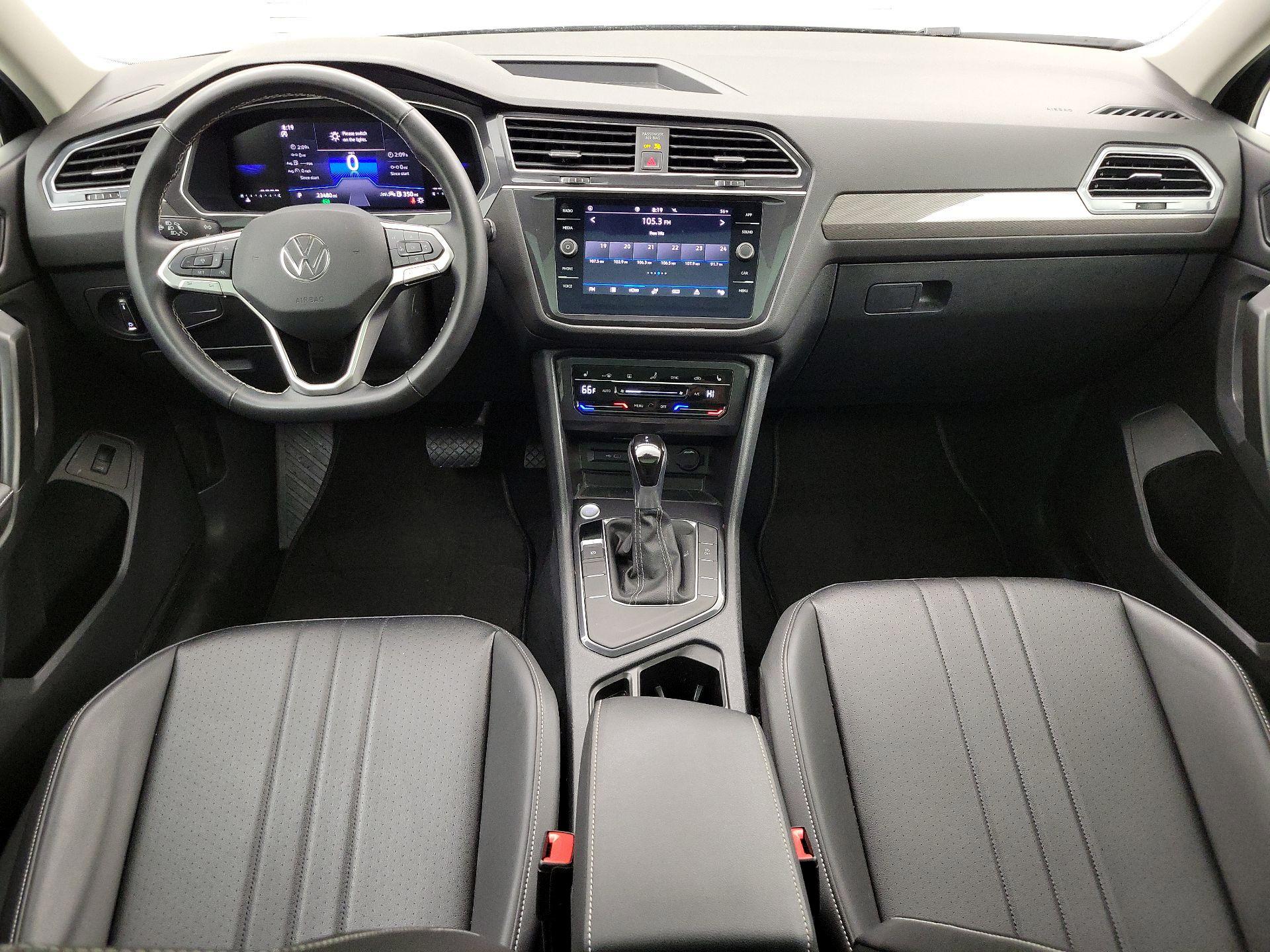 Thumbnail: 2024 Volkswagen Tiguan - 9