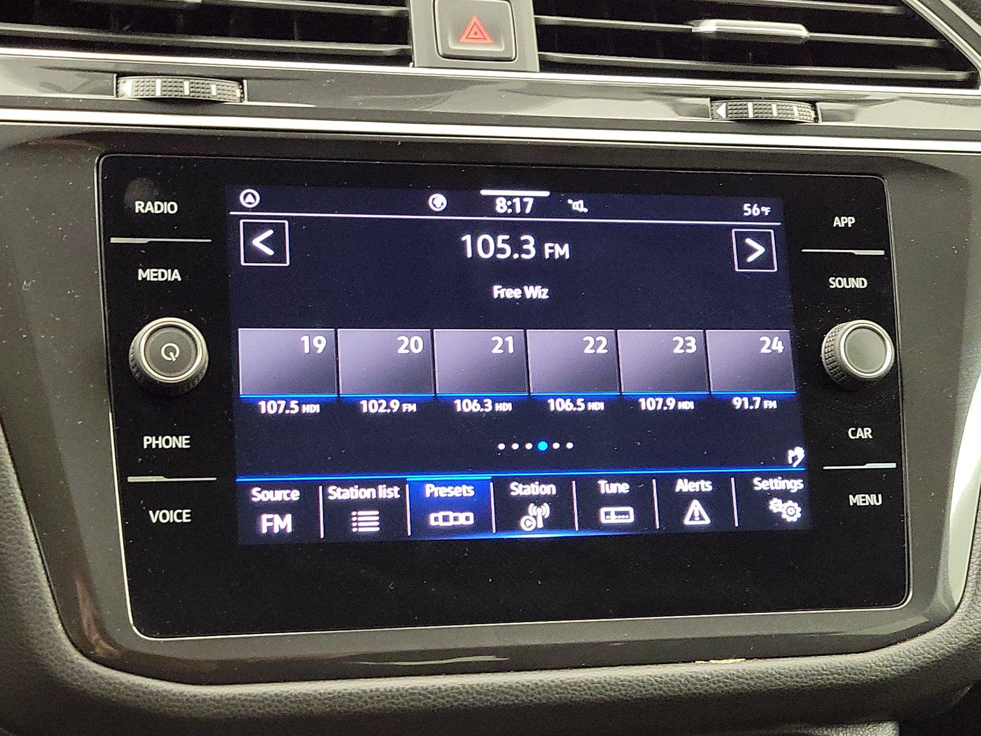 Thumbnail: 2024 Volkswagen Tiguan - 15