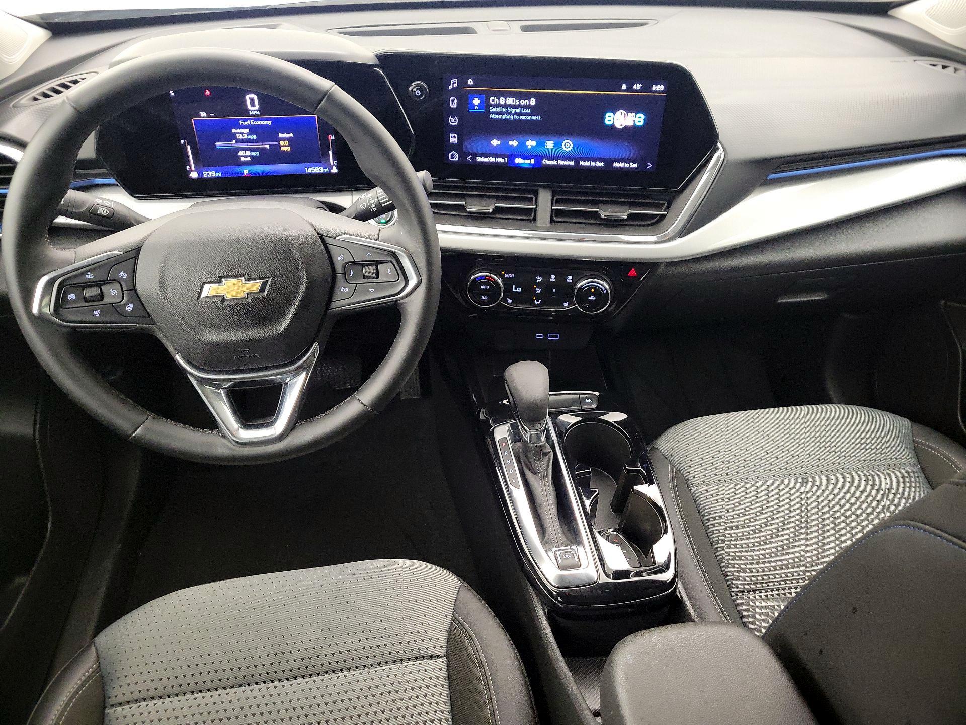 Thumbnail: 2025 Chevrolet Trax - 9