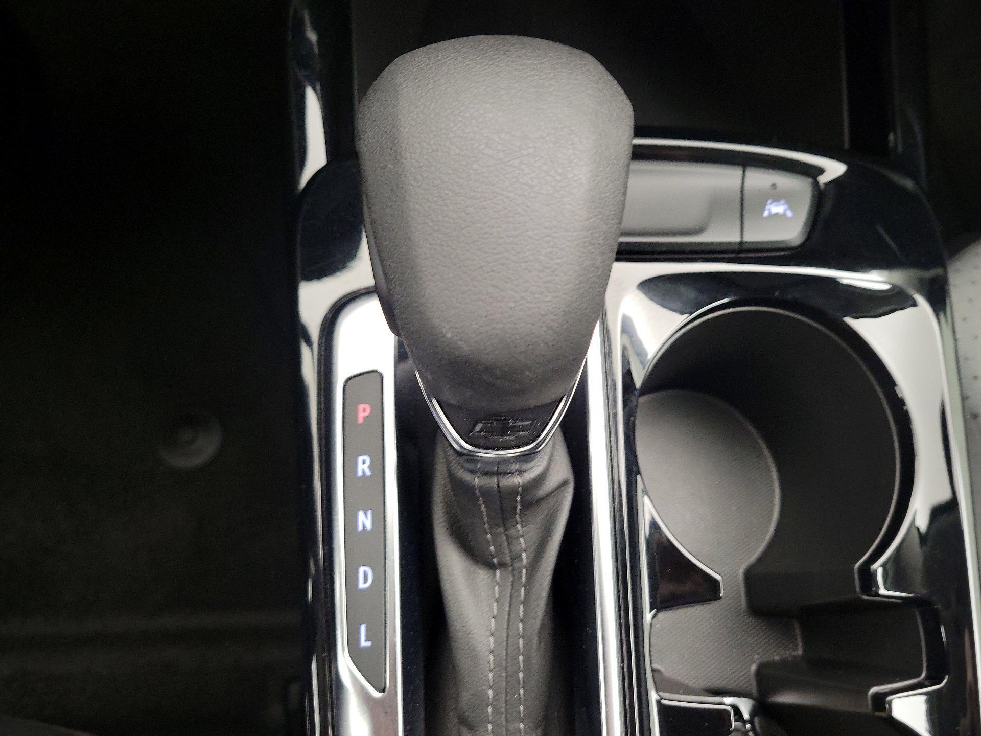 Thumbnail: 2025 Chevrolet Trax - 17