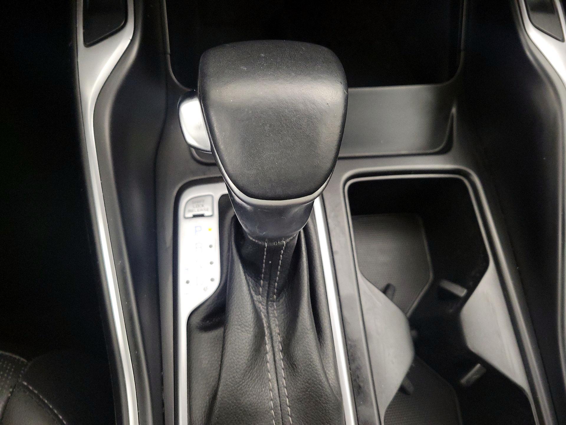 Thumbnail: 2023 Kia Sorento - 18