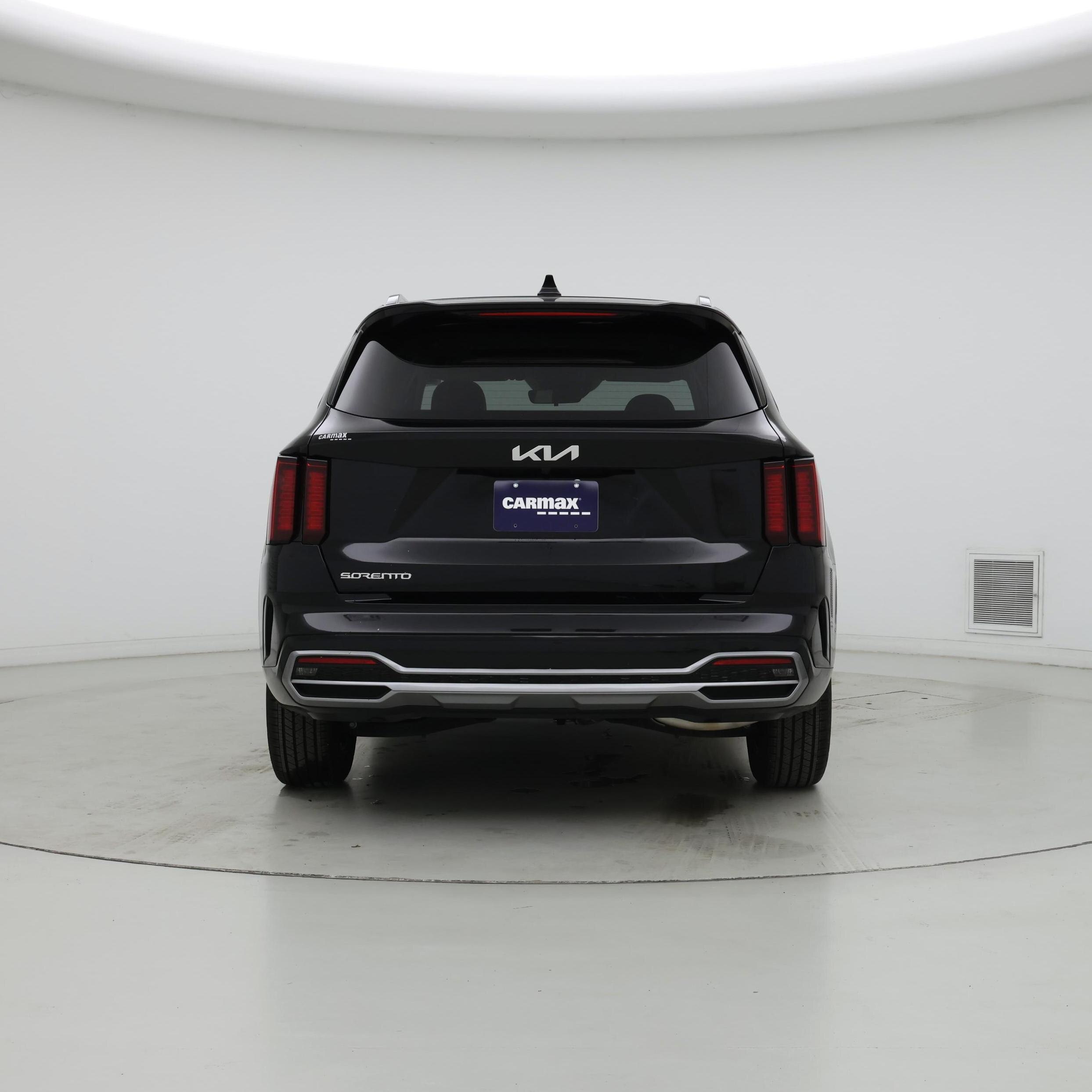 Thumbnail: 2023 Kia Sorento - 6