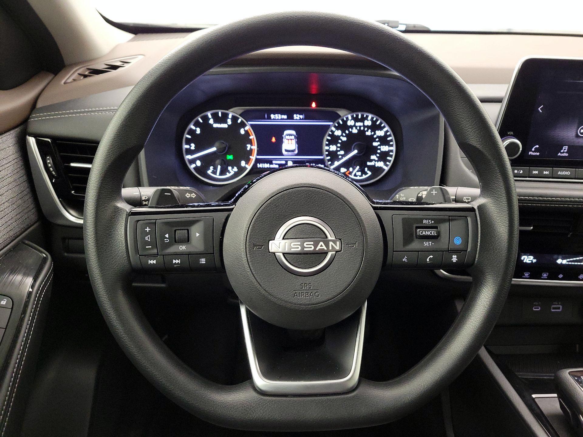 Thumbnail: 2023 Nissan Rogue - 10