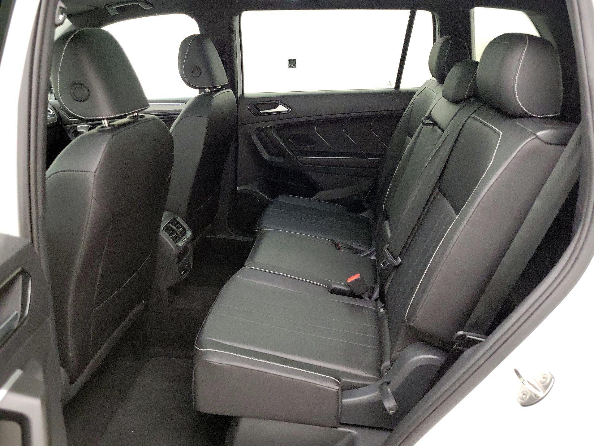 Thumbnail: 2024 Volkswagen Tiguan - 20