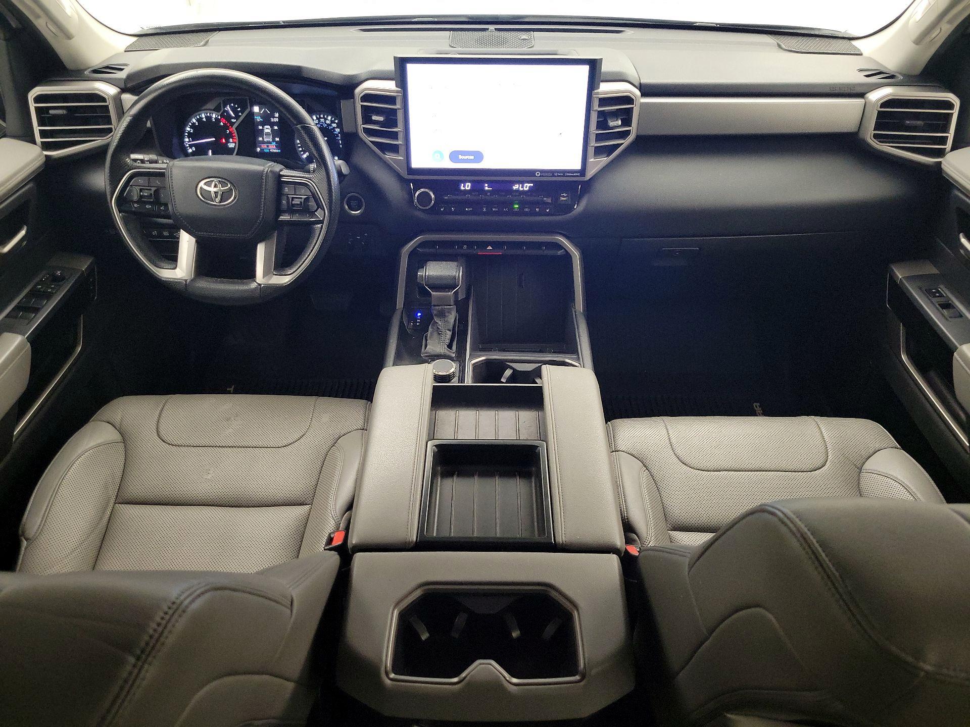 Thumbnail: 2022 Toyota Tundra - 9