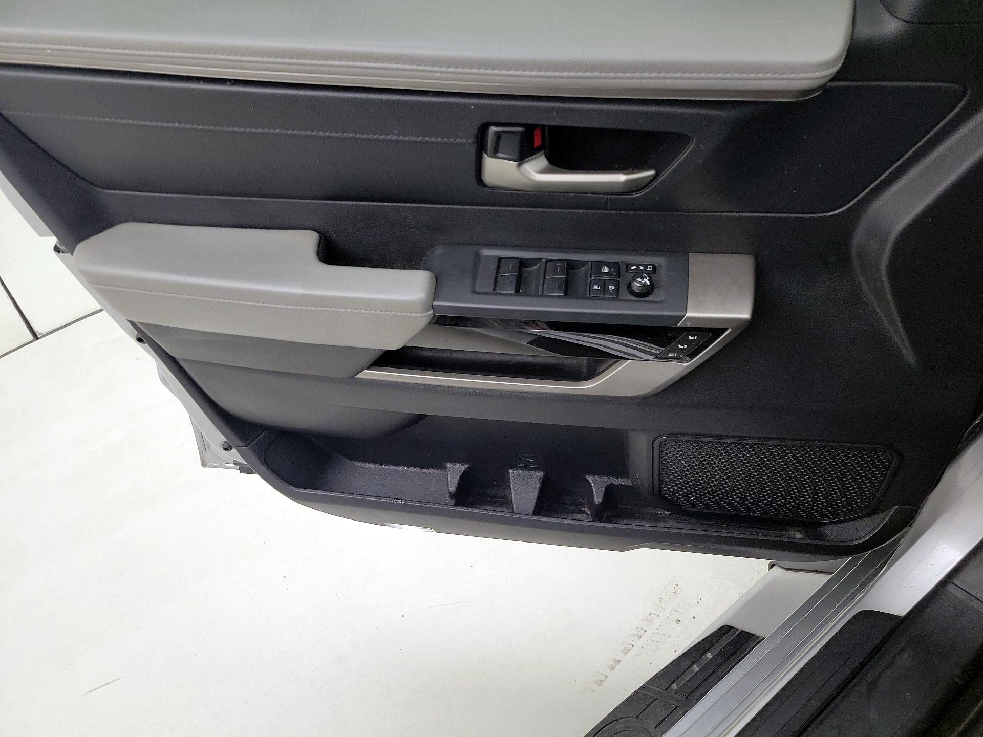 Thumbnail: 2022 Toyota Tundra - 12