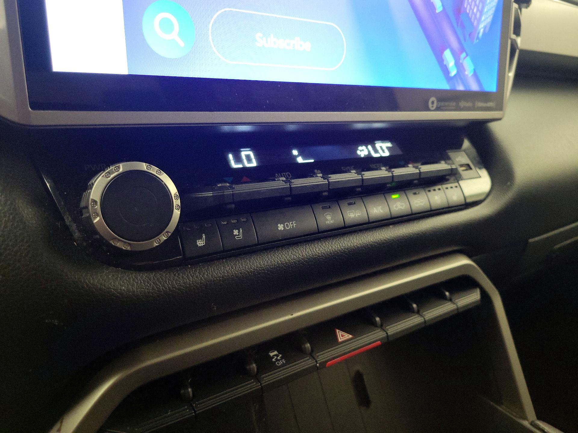 Thumbnail: 2022 Toyota Tundra - 16