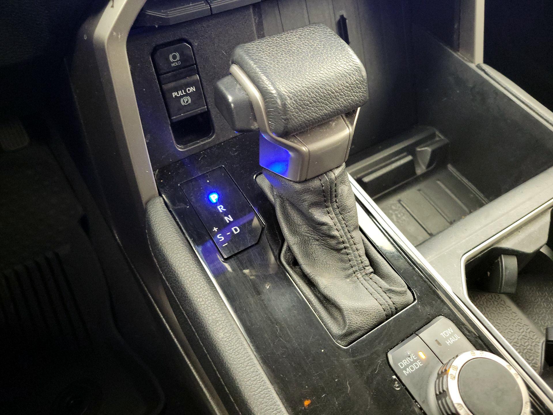 Thumbnail: 2022 Toyota Tundra - 17