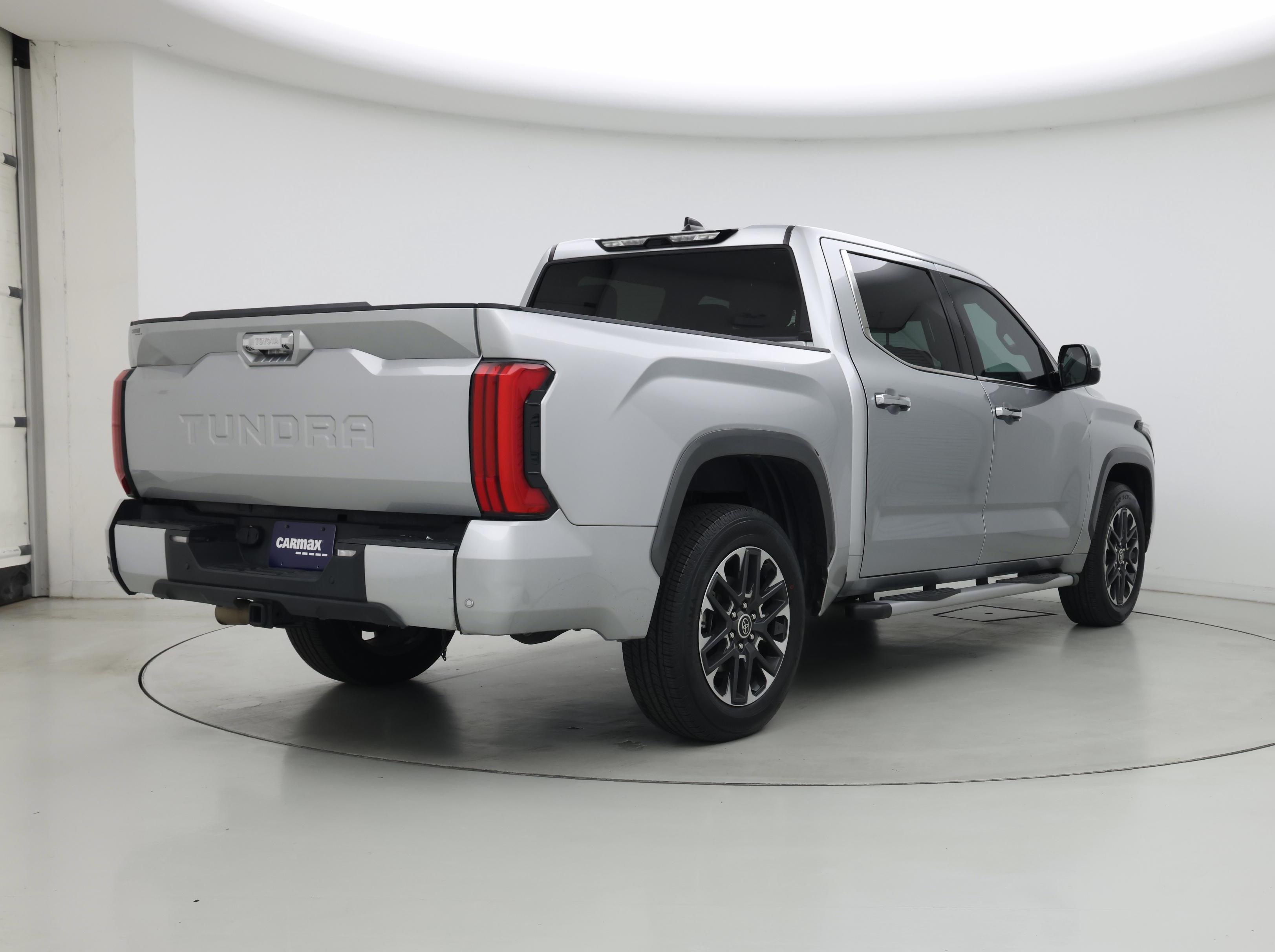 Thumbnail: 2022 Toyota Tundra - 8