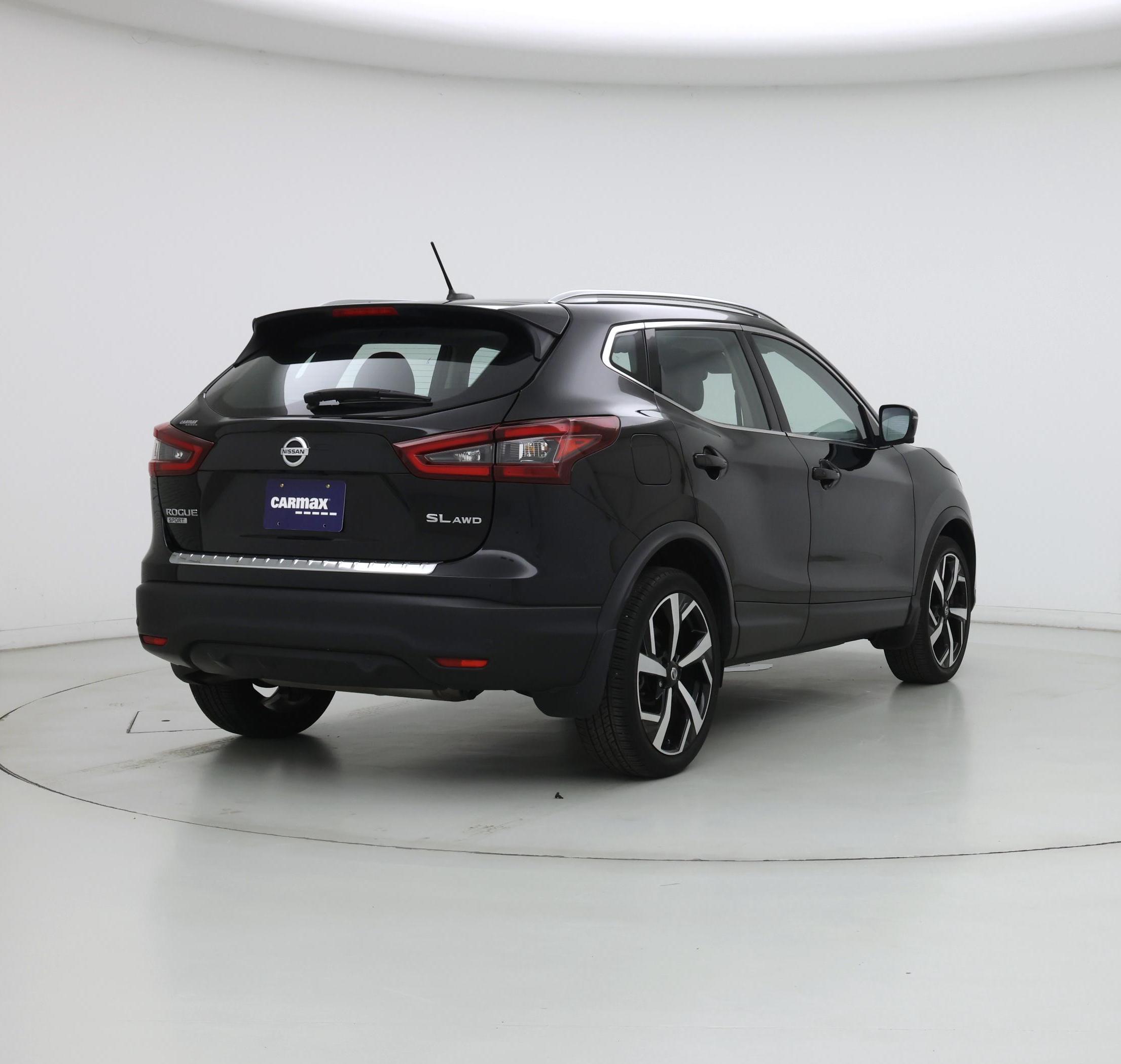Thumbnail: 2022 Nissan Rogue Sport - 8