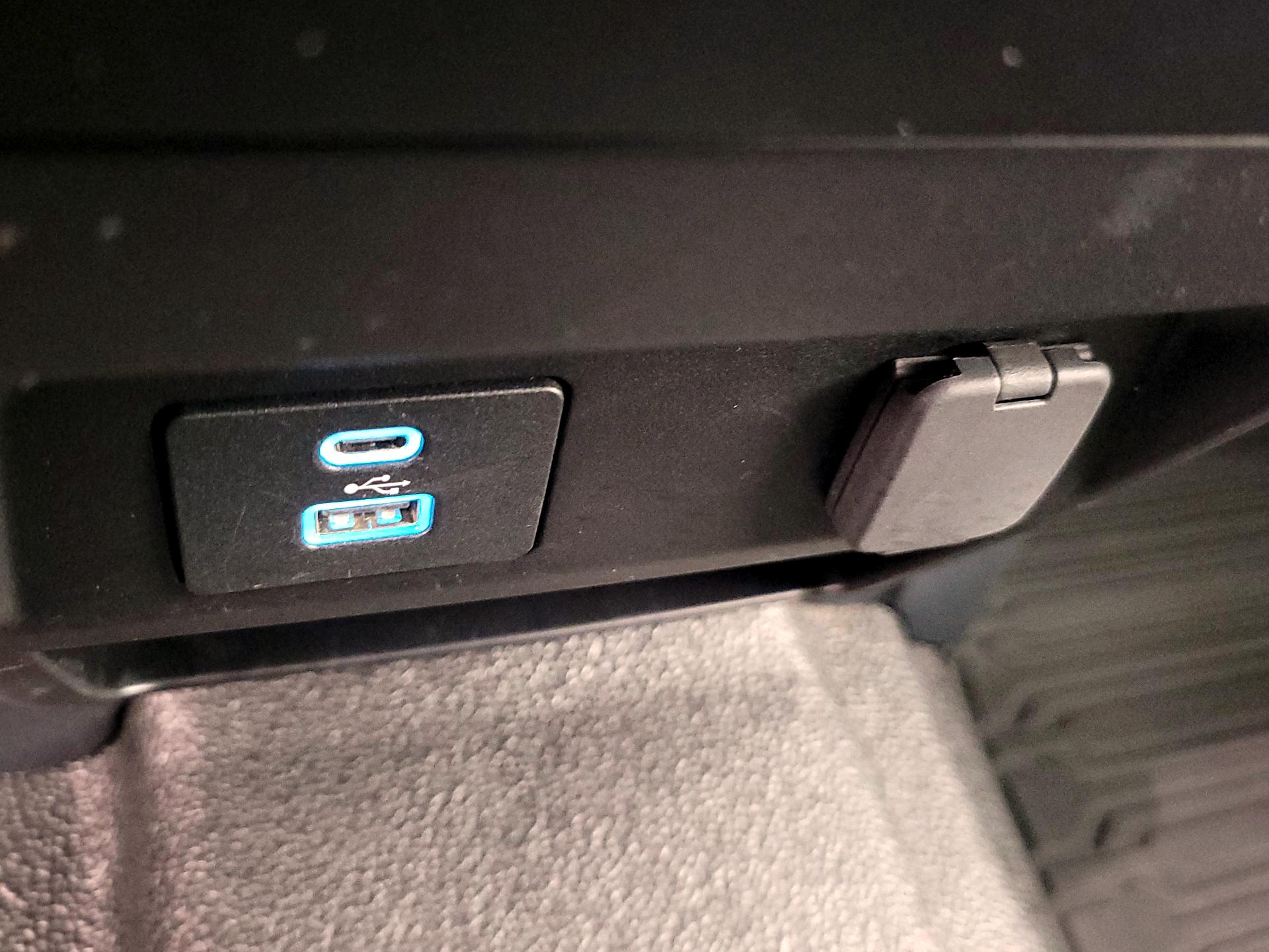 Thumbnail: 2022 Ford F-250 - 18