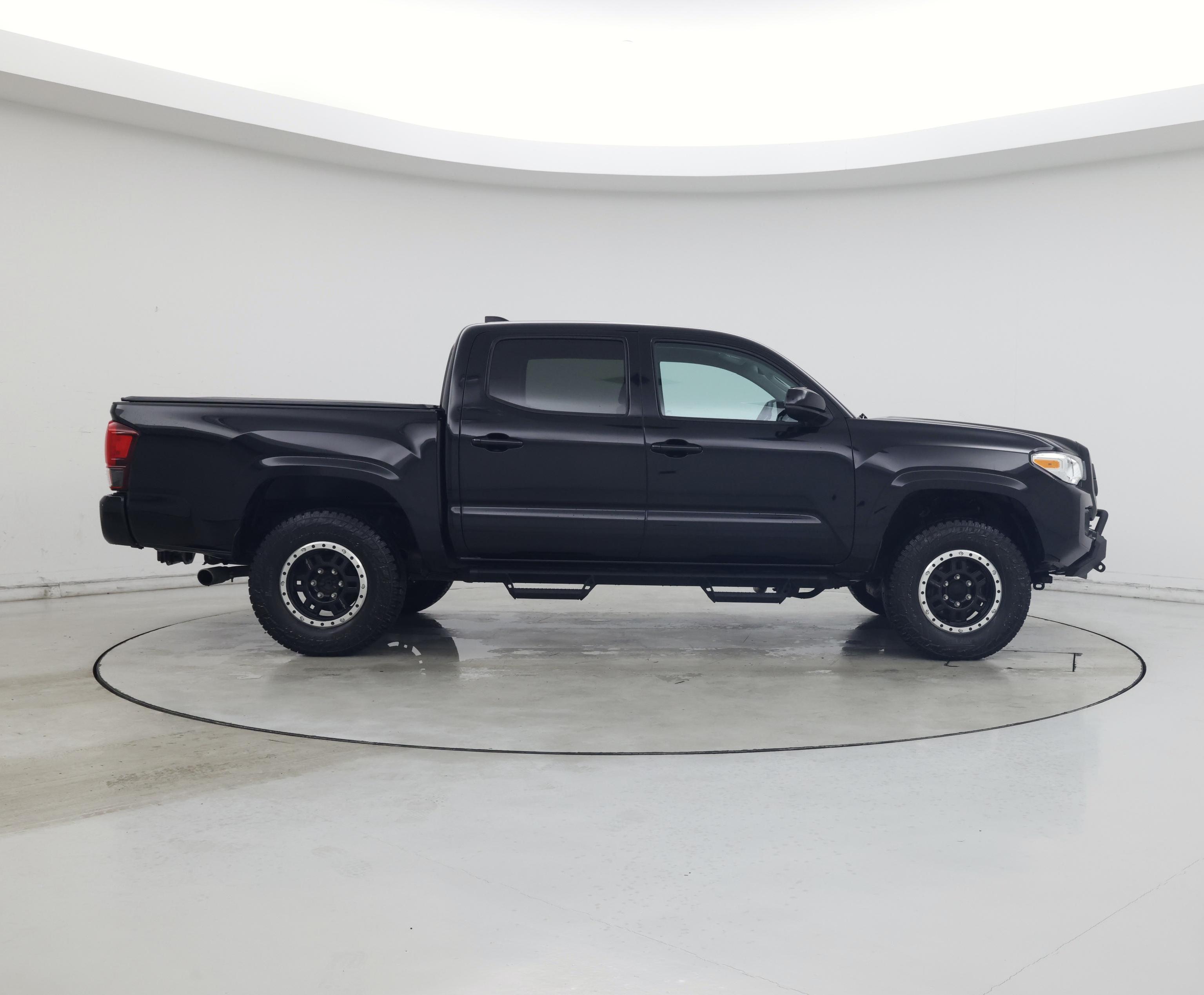 Thumbnail: 2022 Toyota Tacoma - 7