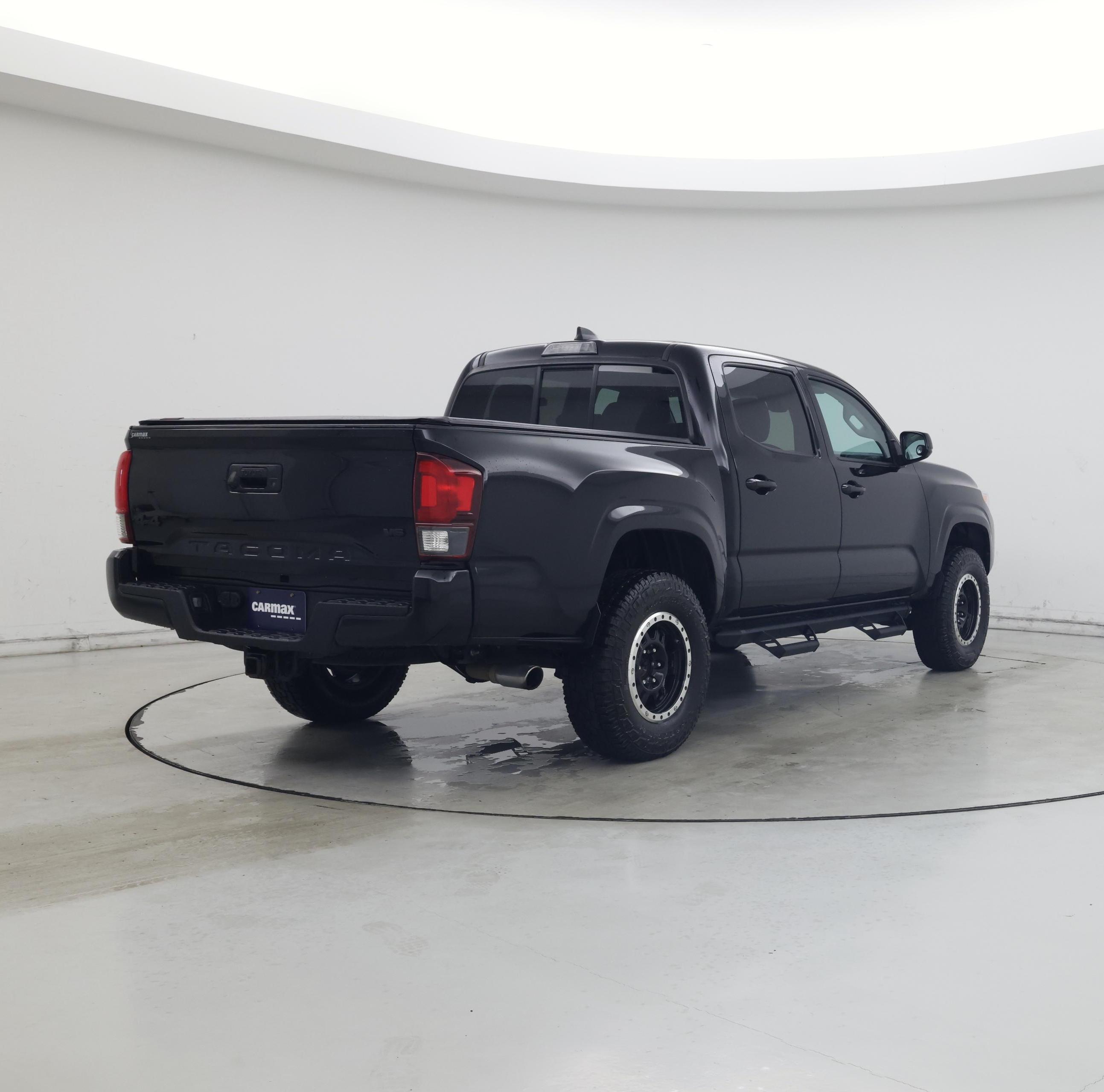 Thumbnail: 2022 Toyota Tacoma - 8