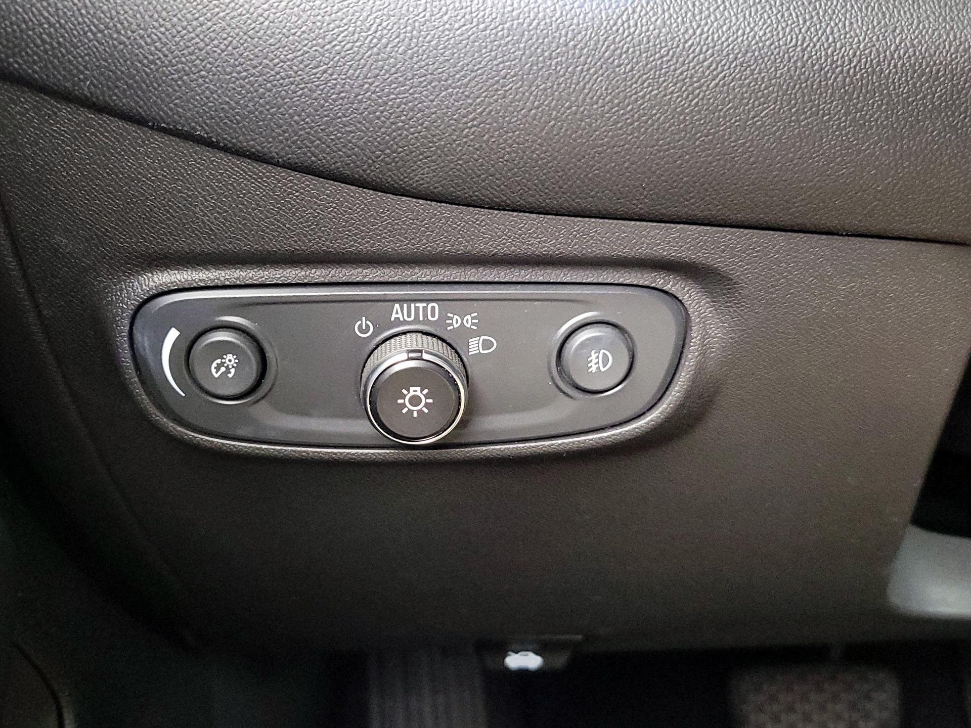 Thumbnail: 2021 Chevrolet Equinox - 13