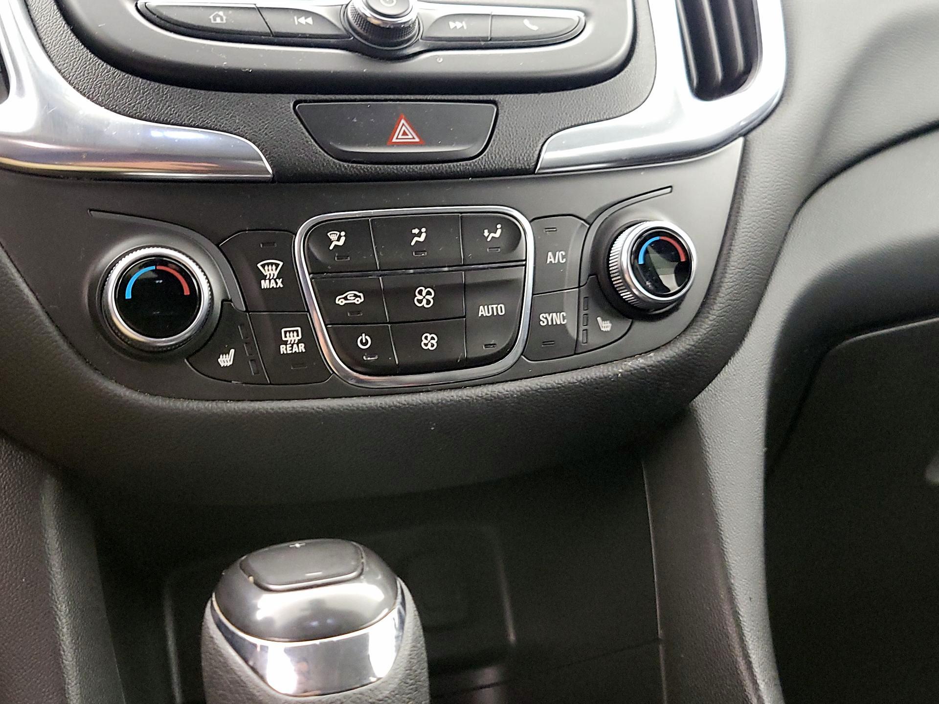 Thumbnail: 2021 Chevrolet Equinox - 16