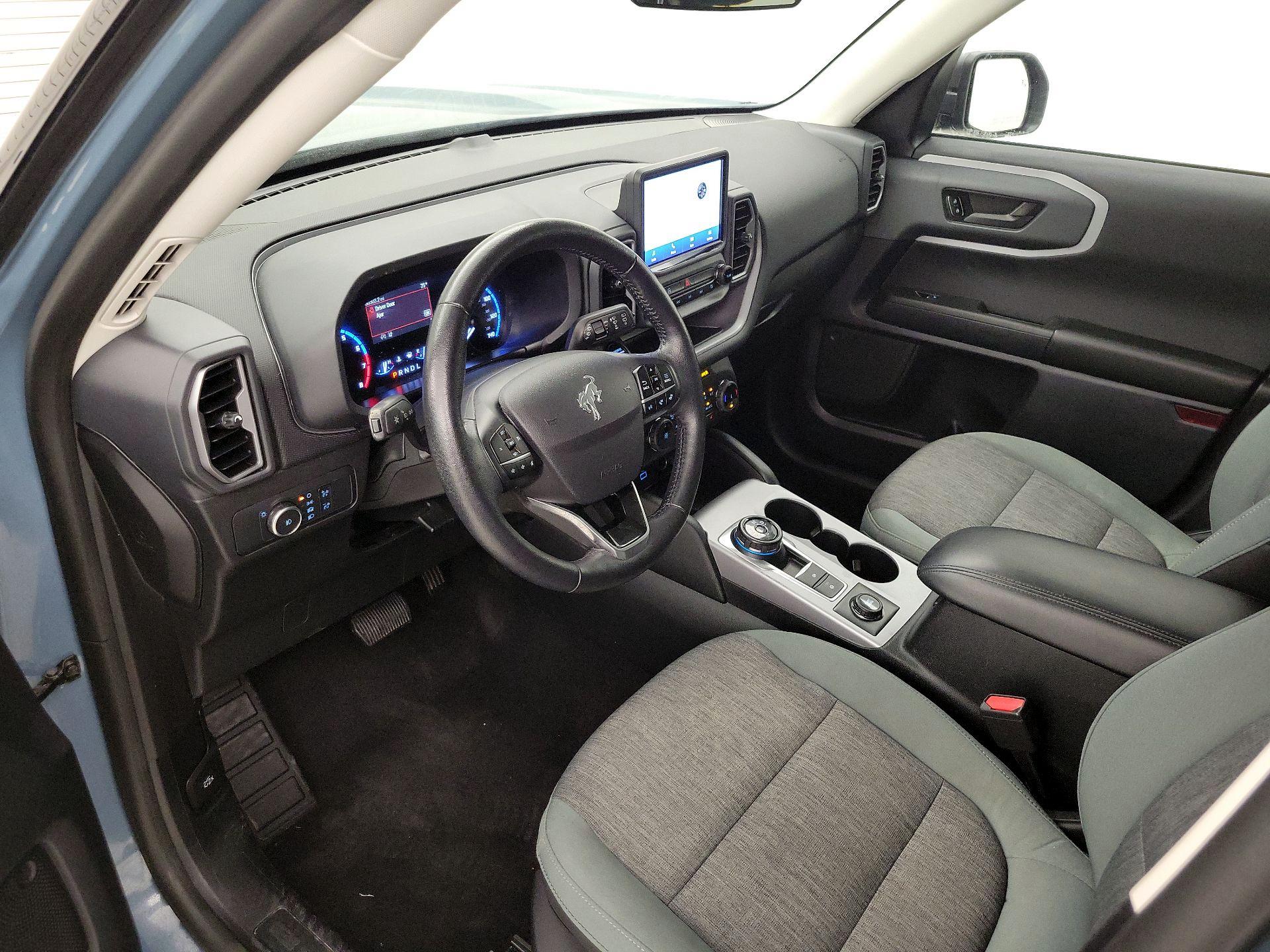 Thumbnail: 2022 Ford Bronco Sport - 11