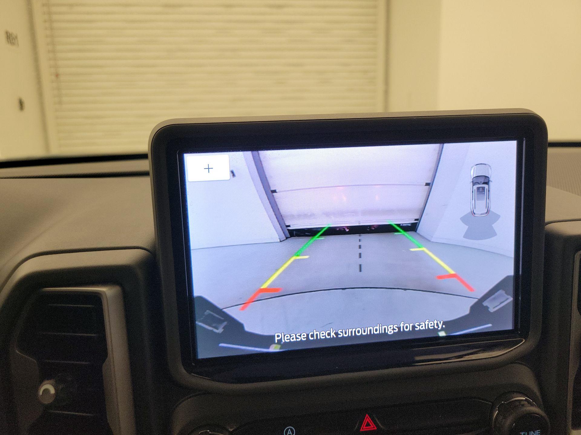 Thumbnail: 2022 Ford Bronco Sport - 14