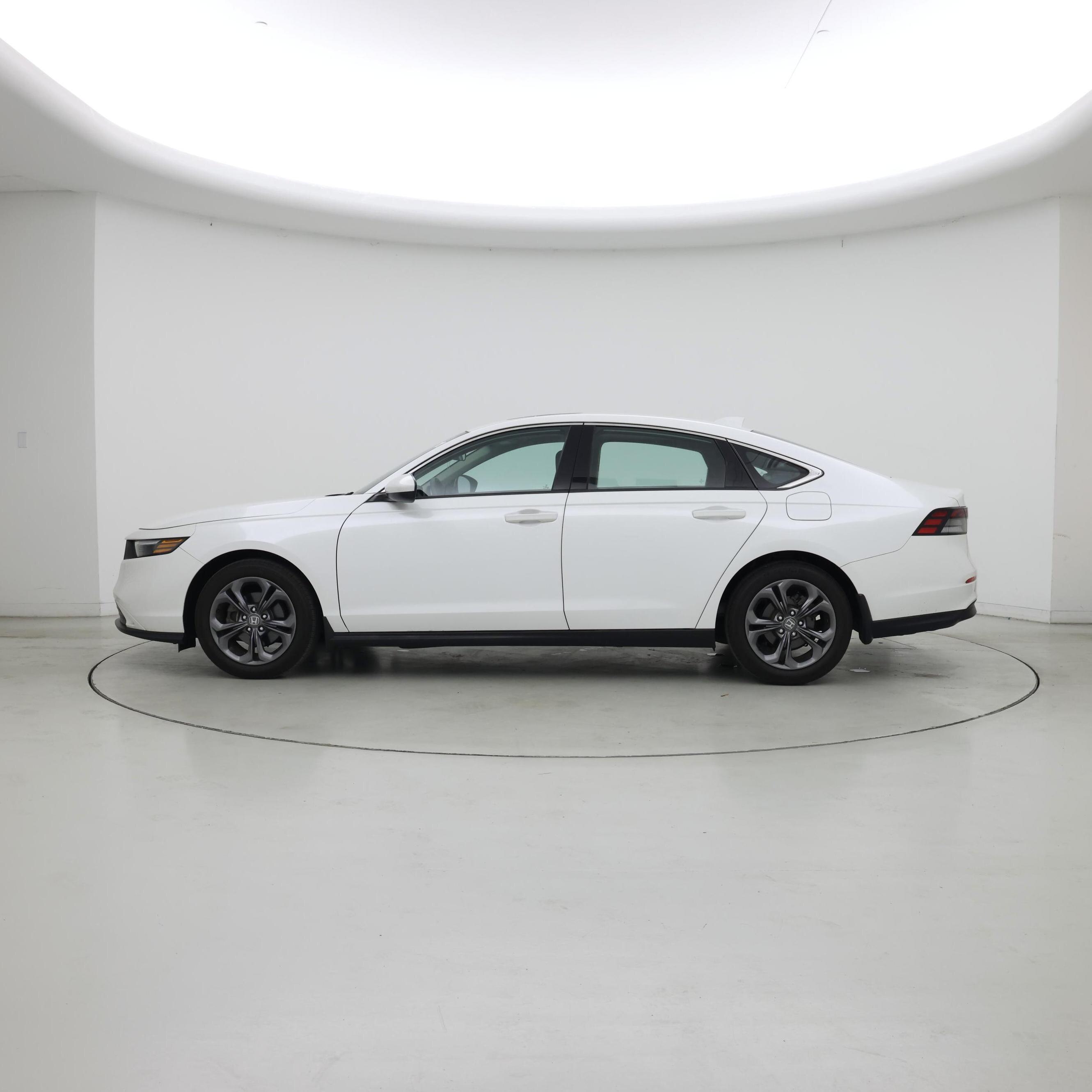 Thumbnail: 2023 Honda Accord - 3