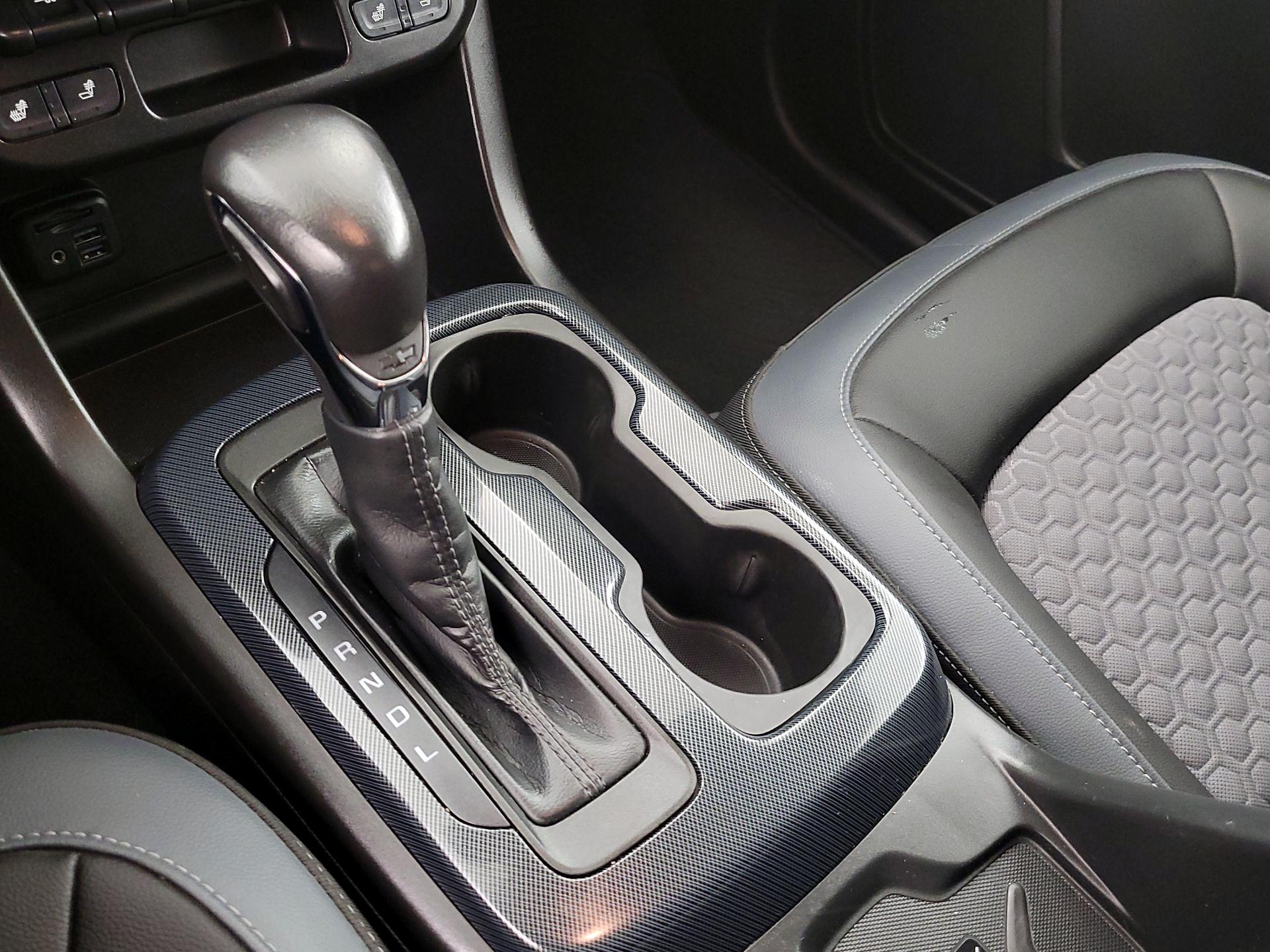 Thumbnail: 2022 Chevrolet Colorado - 18