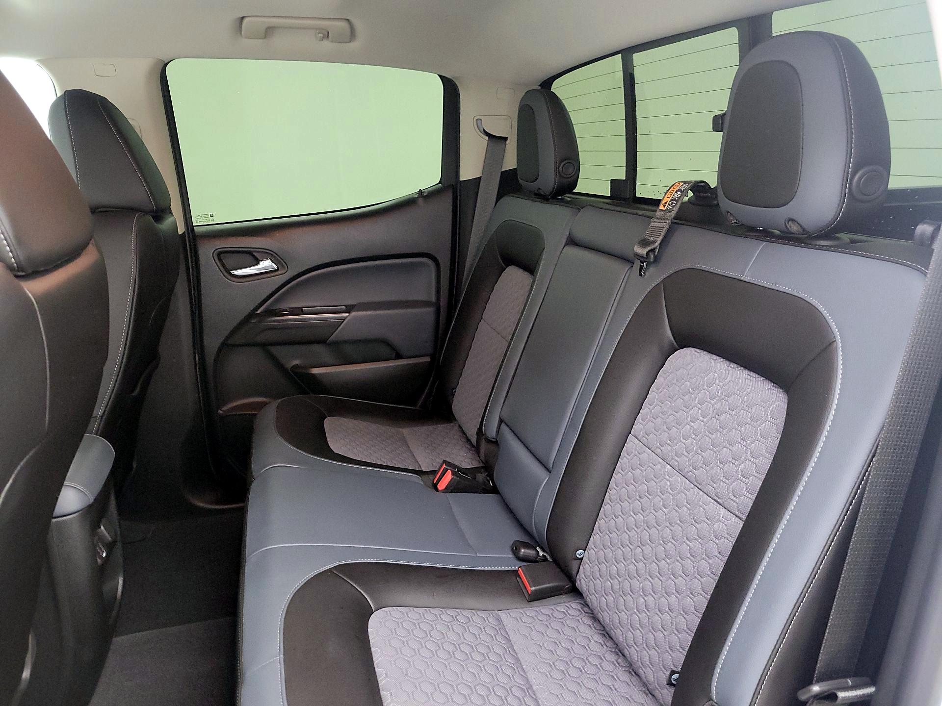 Thumbnail: 2022 Chevrolet Colorado - 20