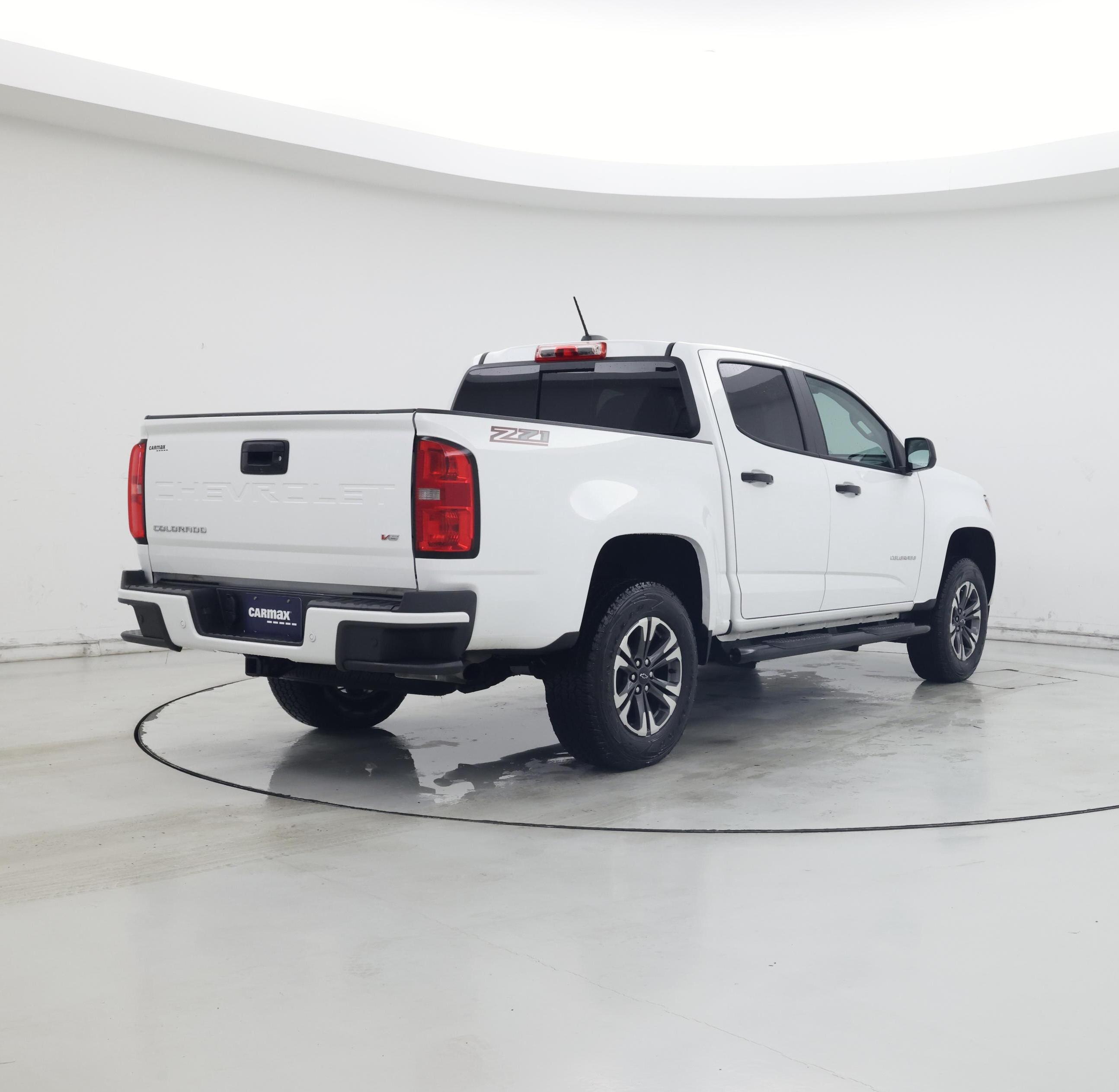 Thumbnail: 2022 Chevrolet Colorado - 8