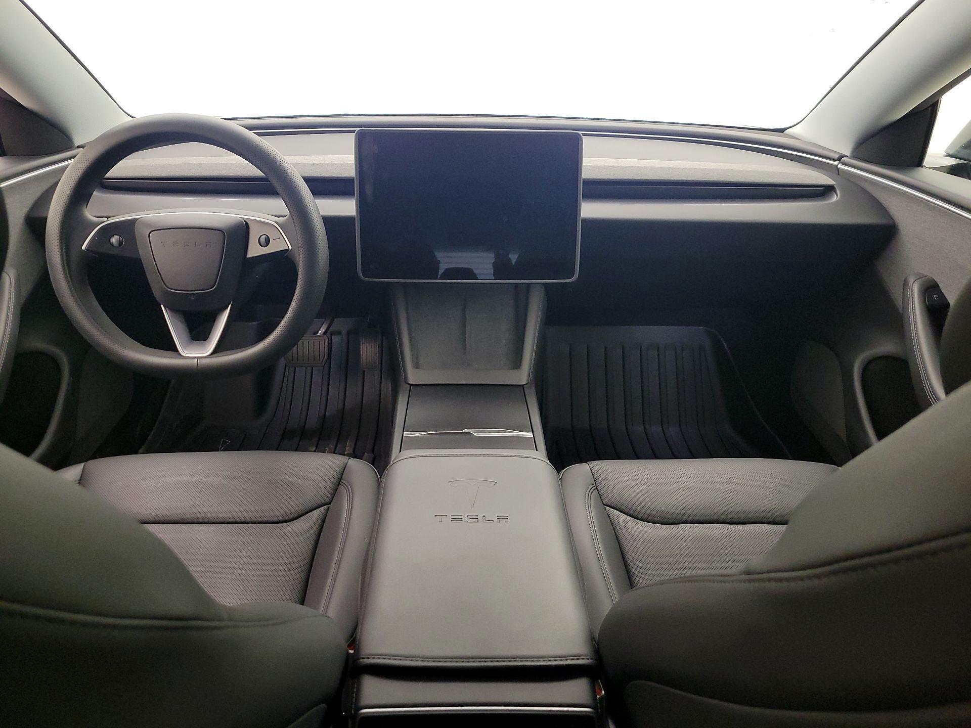 Thumbnail: 2025 Tesla Model 3 - 9