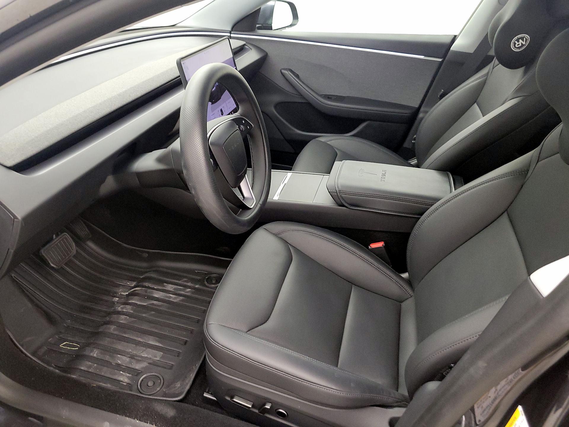 Thumbnail: 2025 Tesla Model 3 - 11