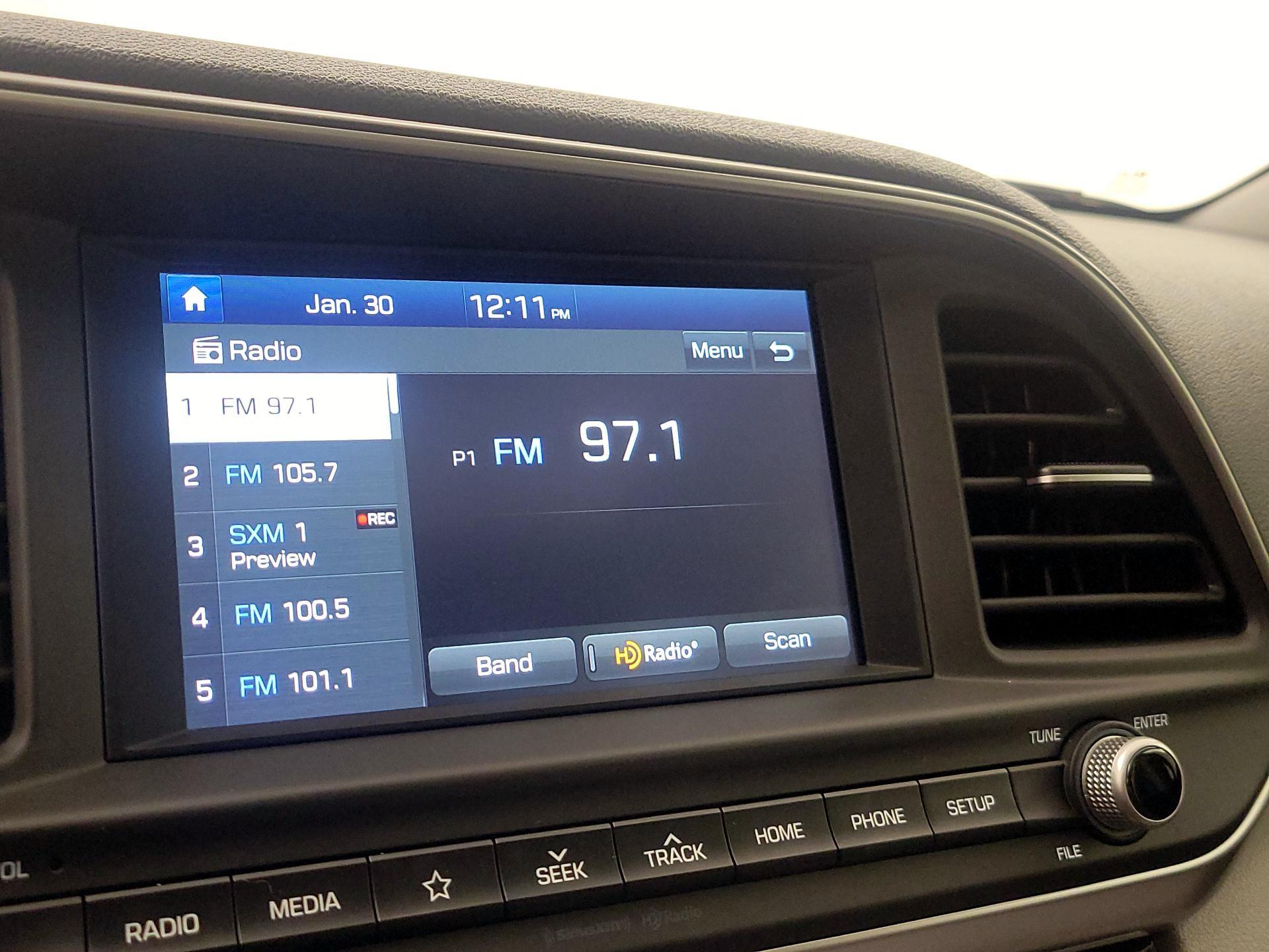 Thumbnail: 2019 Hyundai Elantra - 15