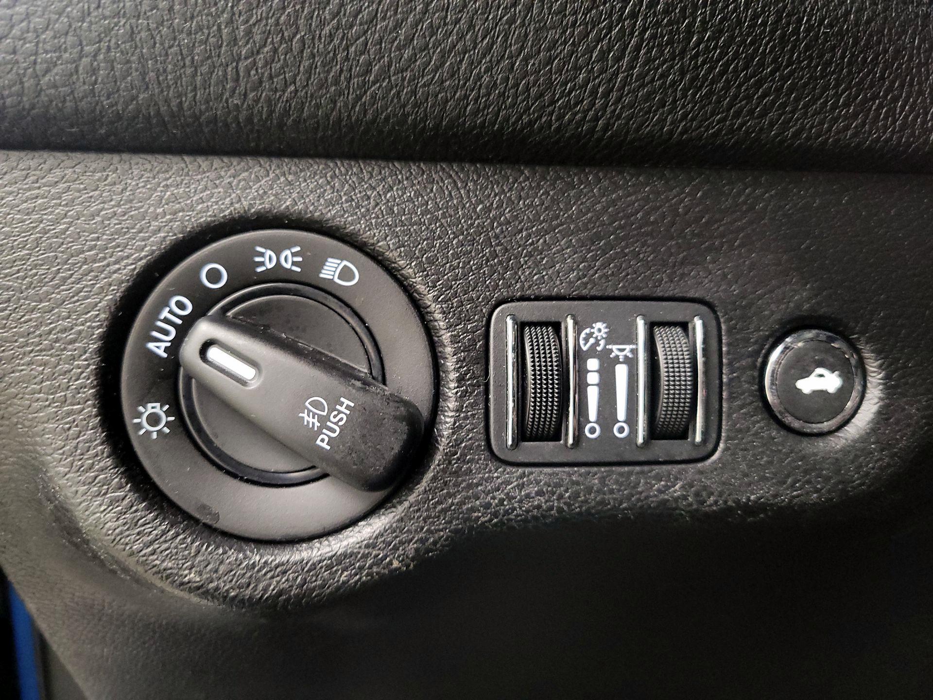 Thumbnail: 2020 Dodge Challenger - 13