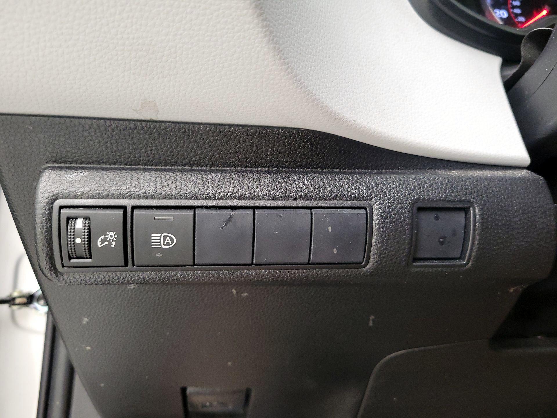 Thumbnail: 2020 Toyota Corolla - 13