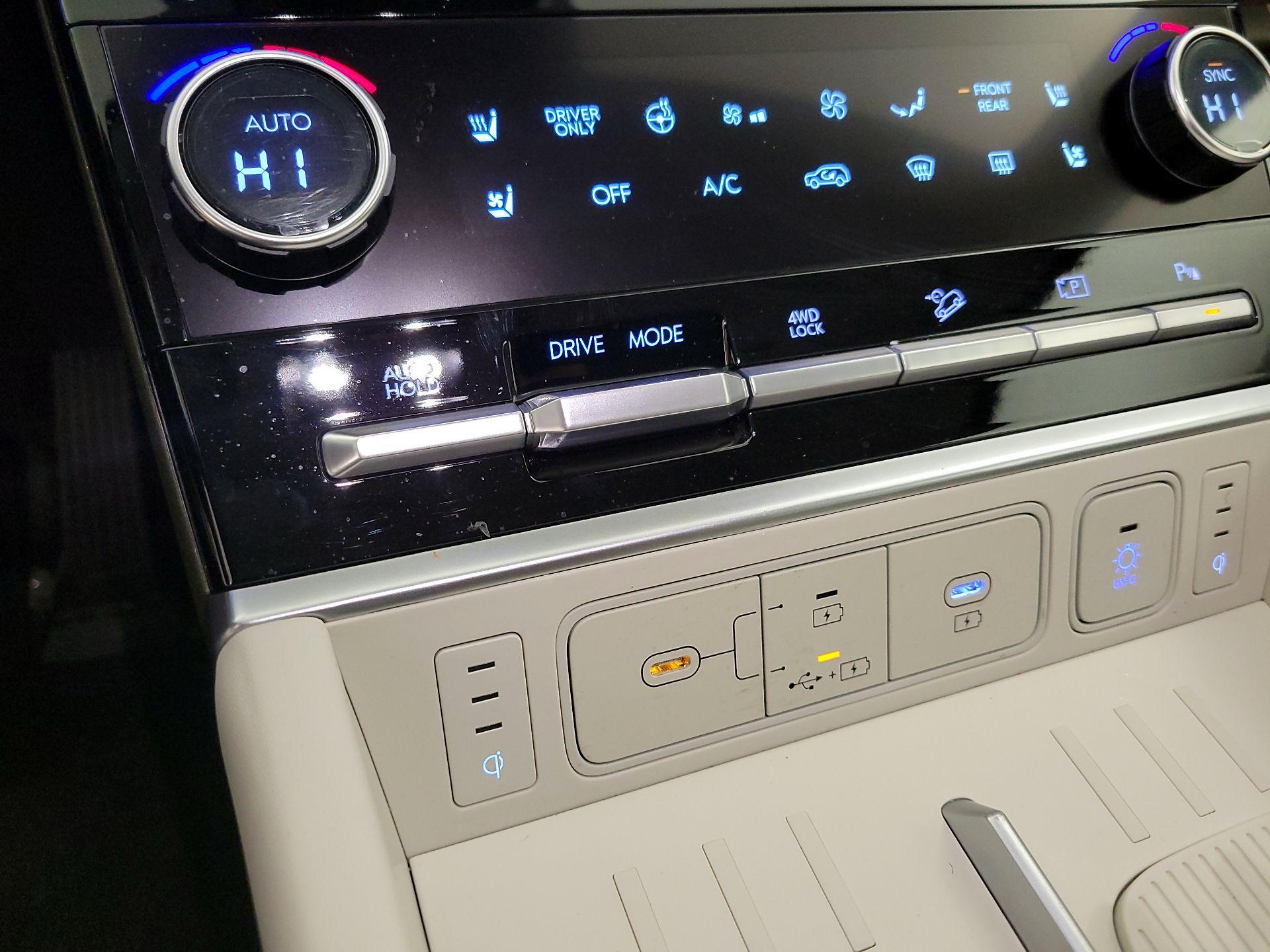 Thumbnail: 2025 Hyundai Santa Fe - 17