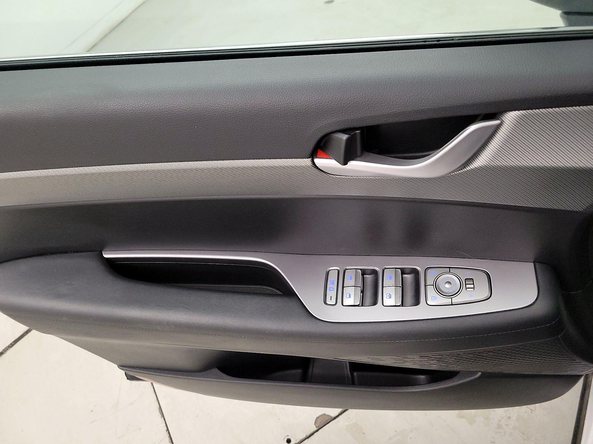 Thumbnail: 2023 Hyundai Palisade - 10