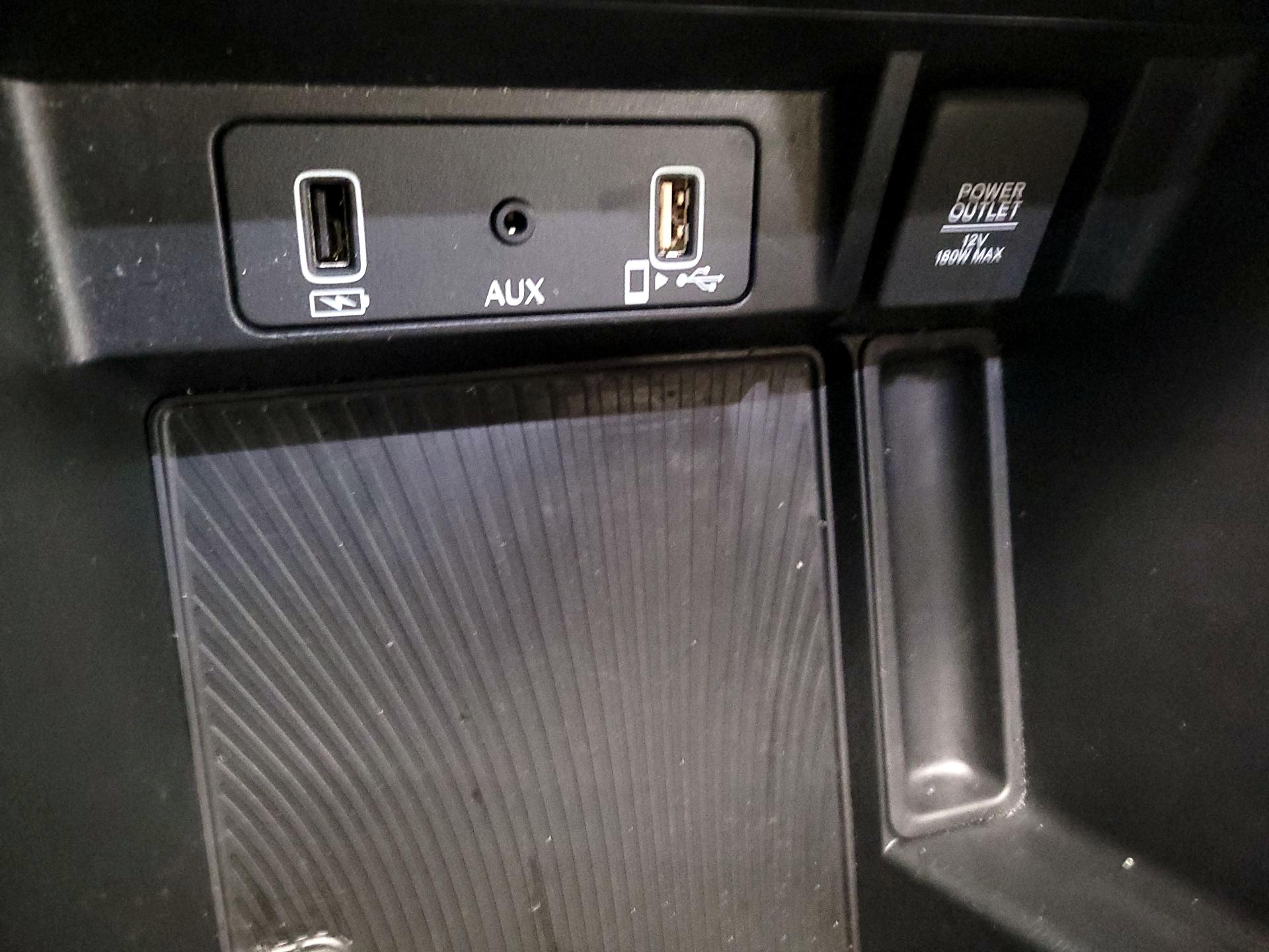 Thumbnail: 2022 Acura TLX - 19