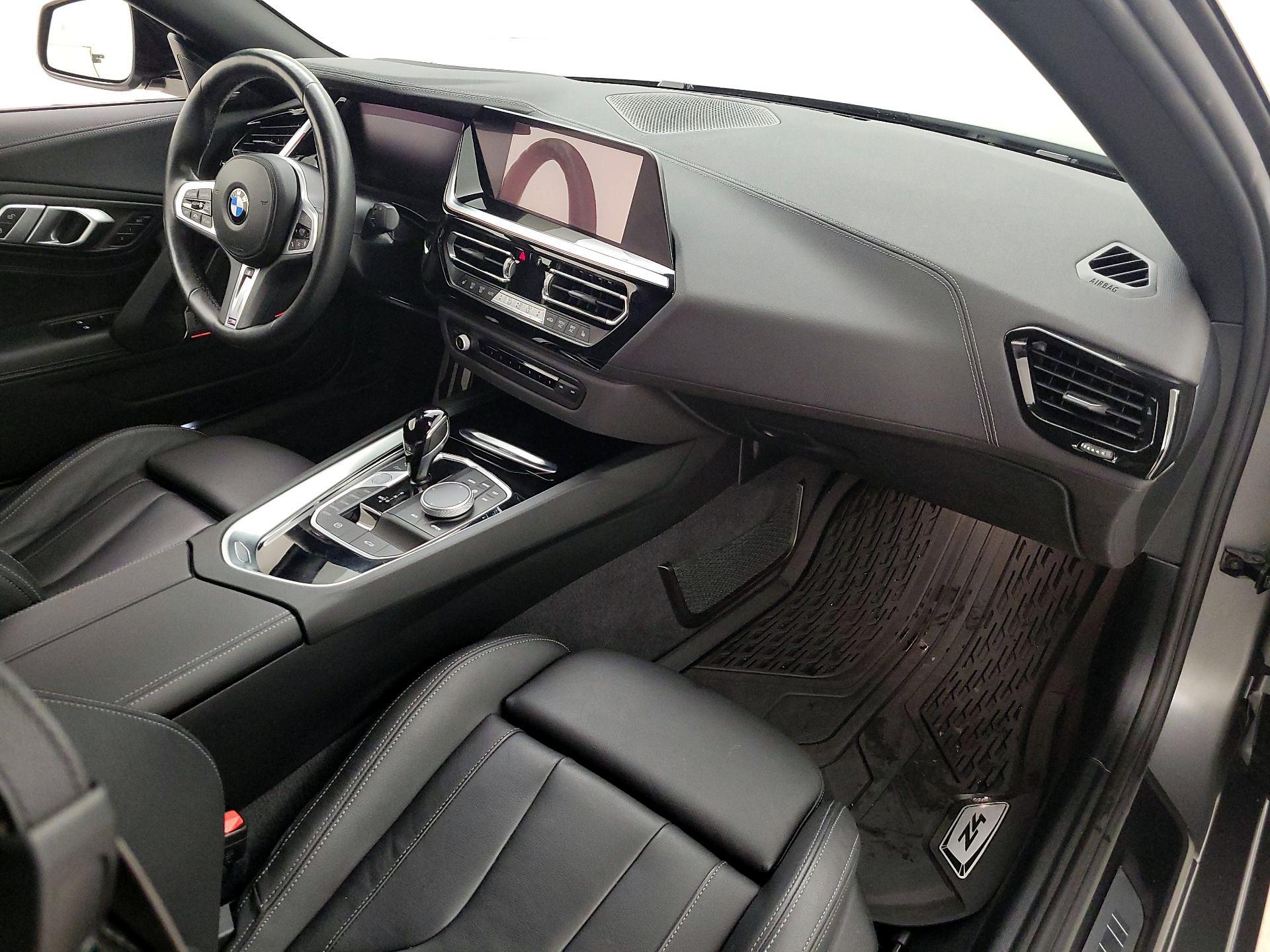 Thumbnail: 2022 BMW Z4 - 9