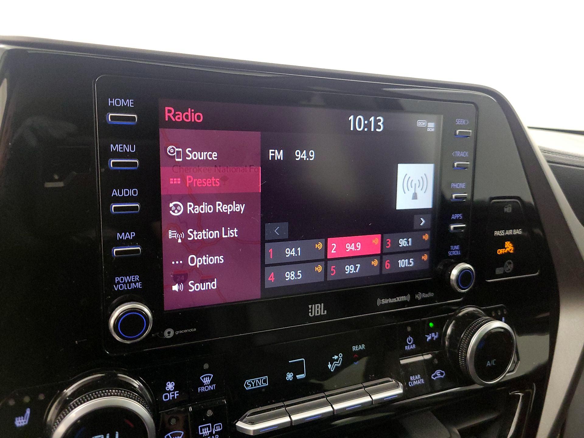 Thumbnail: 2020 Toyota Highlander - 16