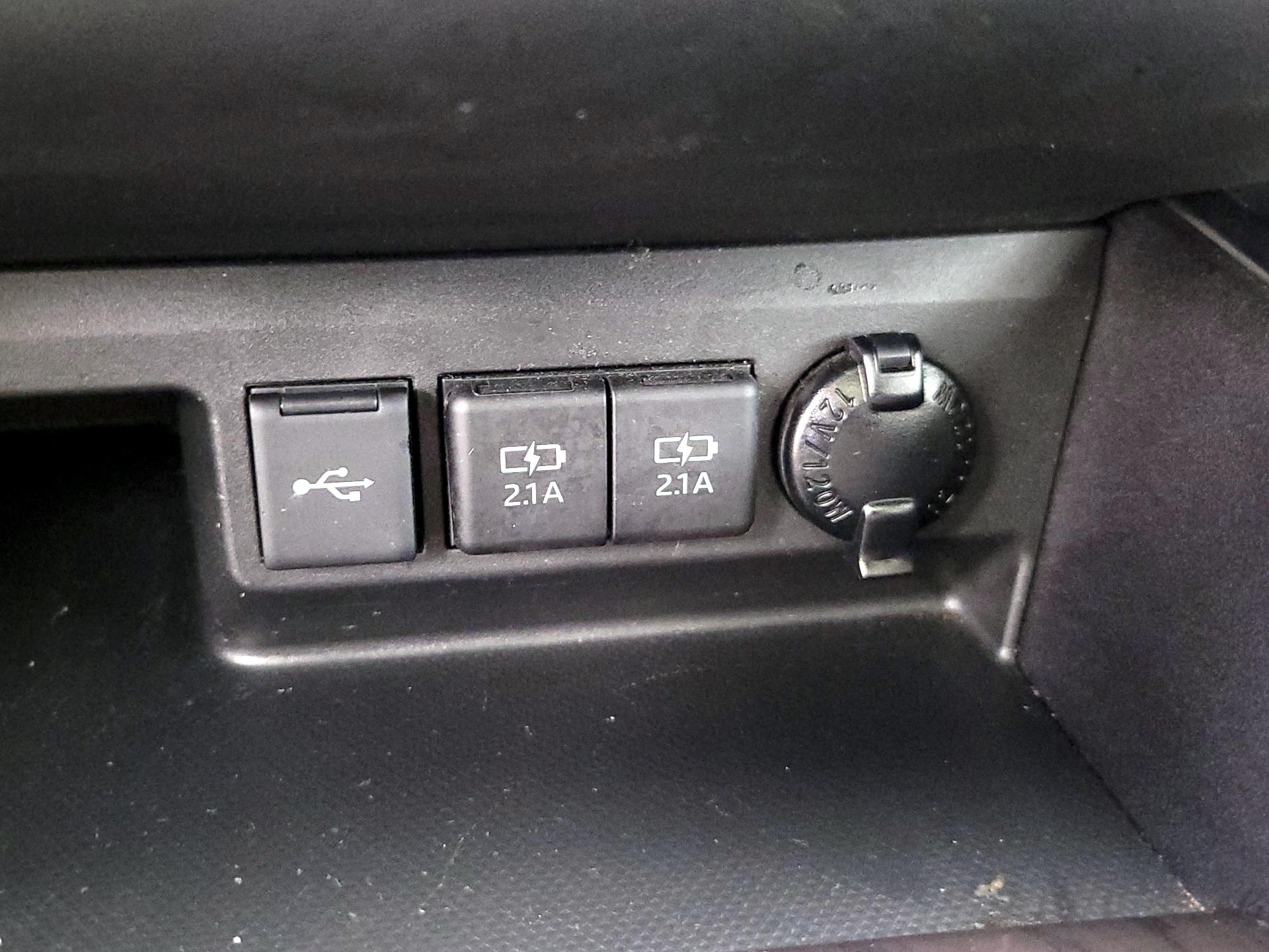 Thumbnail: 2020 Toyota Highlander - 19