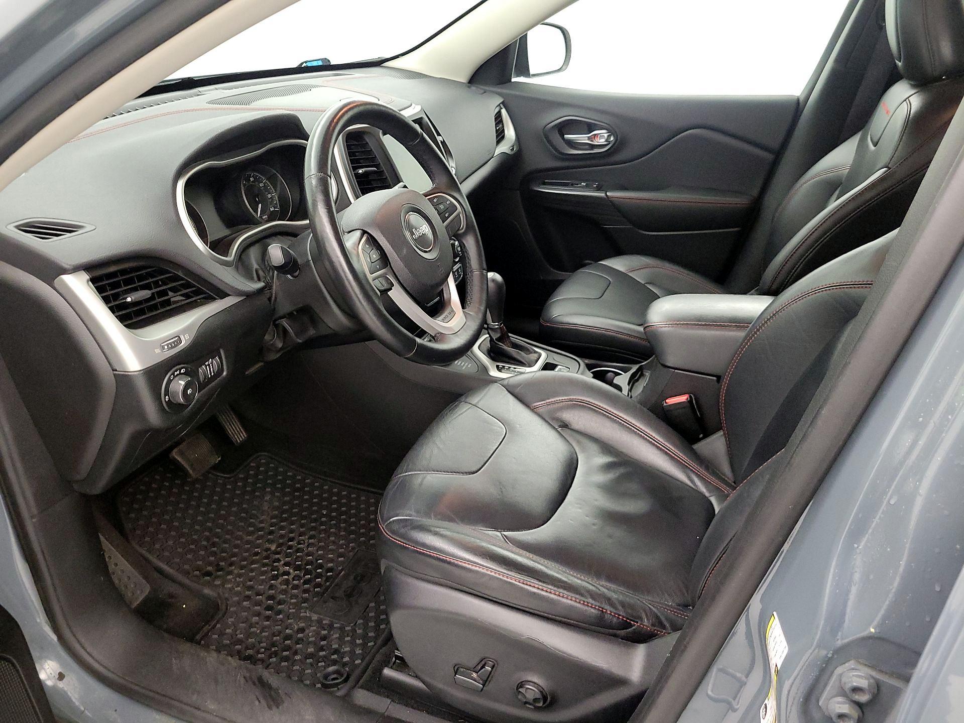 Thumbnail: 2014 Jeep Cherokee - 11