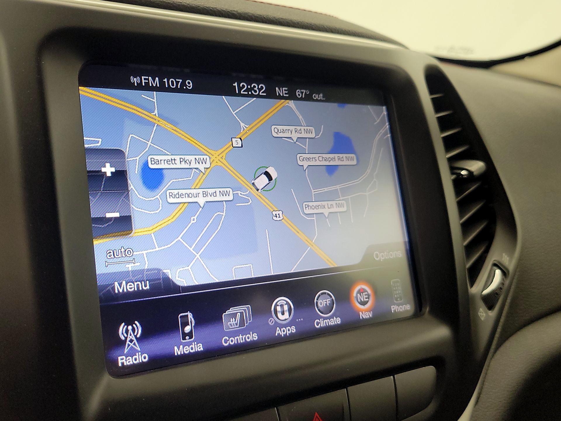 Thumbnail: 2014 Jeep Cherokee - 14